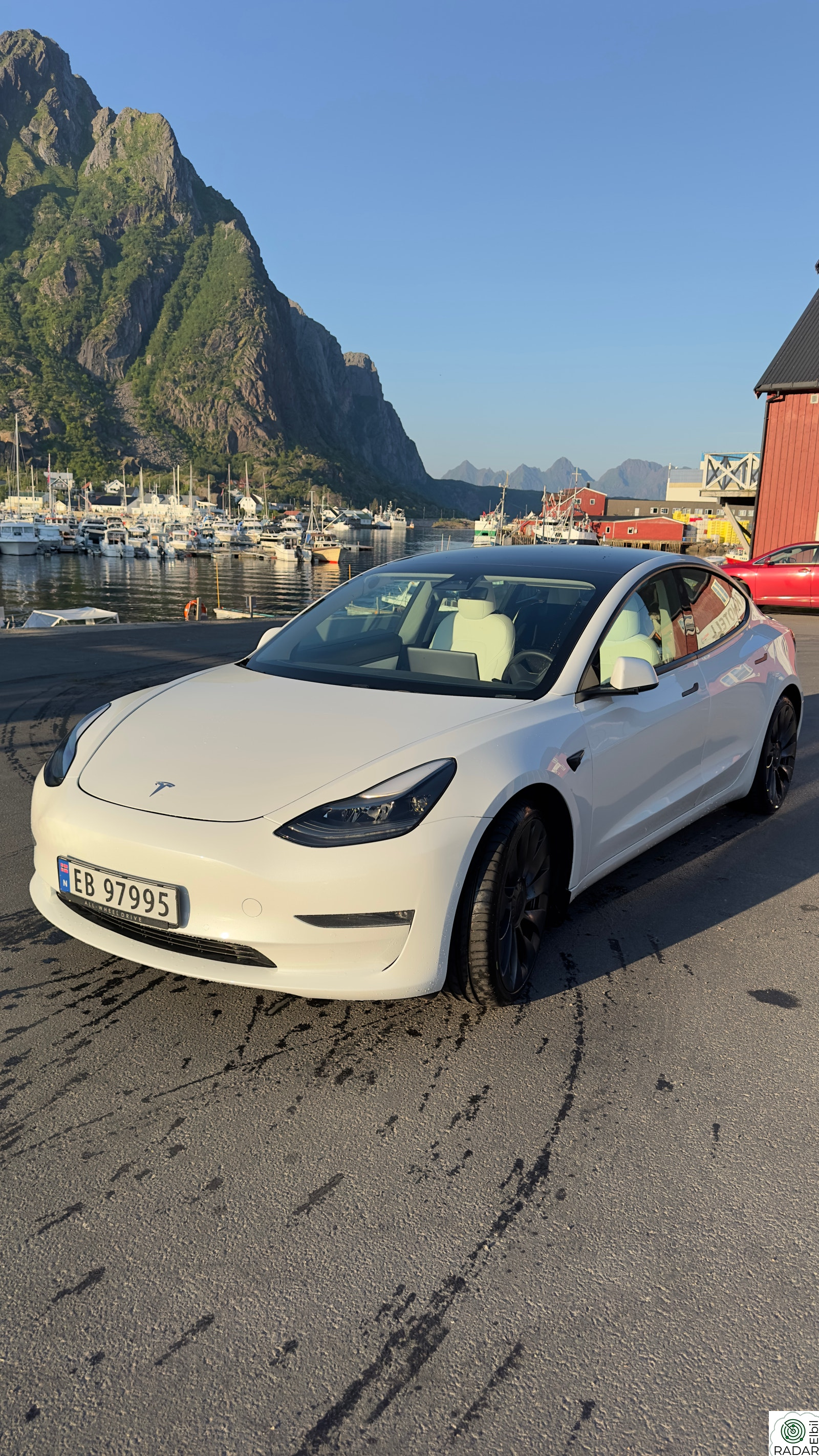 TESLA Model 3 Performance AWD