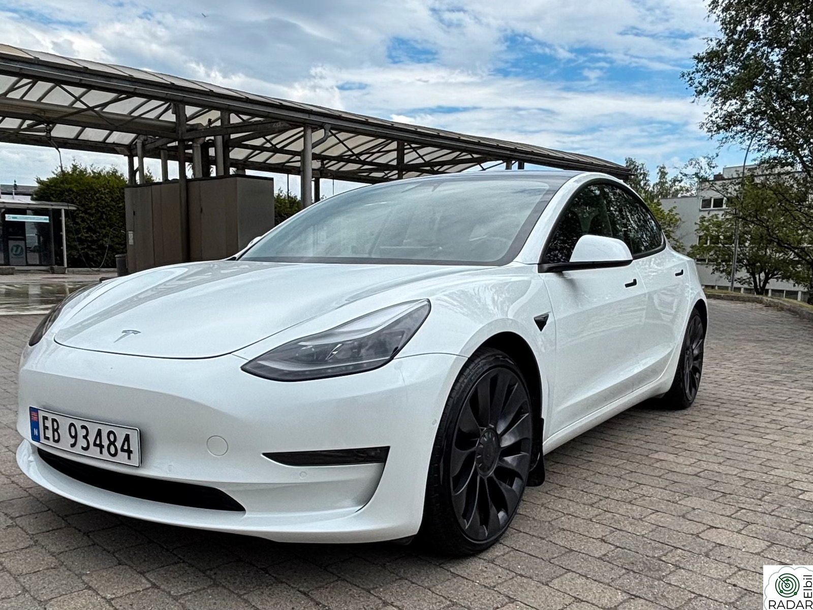 TESLA Model 3 Performance AWD