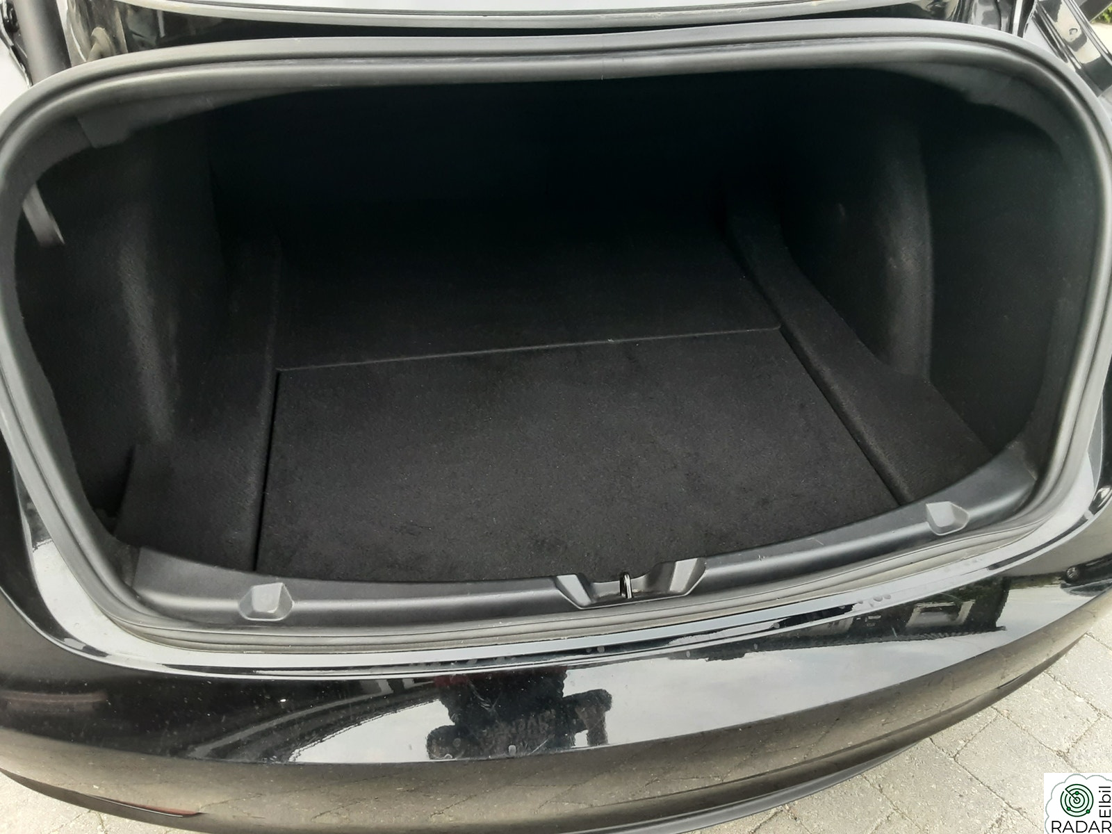 TESLA Model 3 Performance AWD