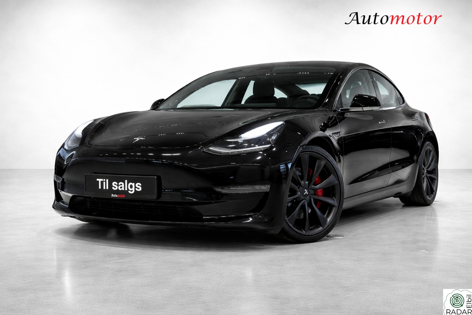 TESLA Model 3 Performance 513HK/530KM/AP/4x4/360.Kamera/Pano/1 Eier