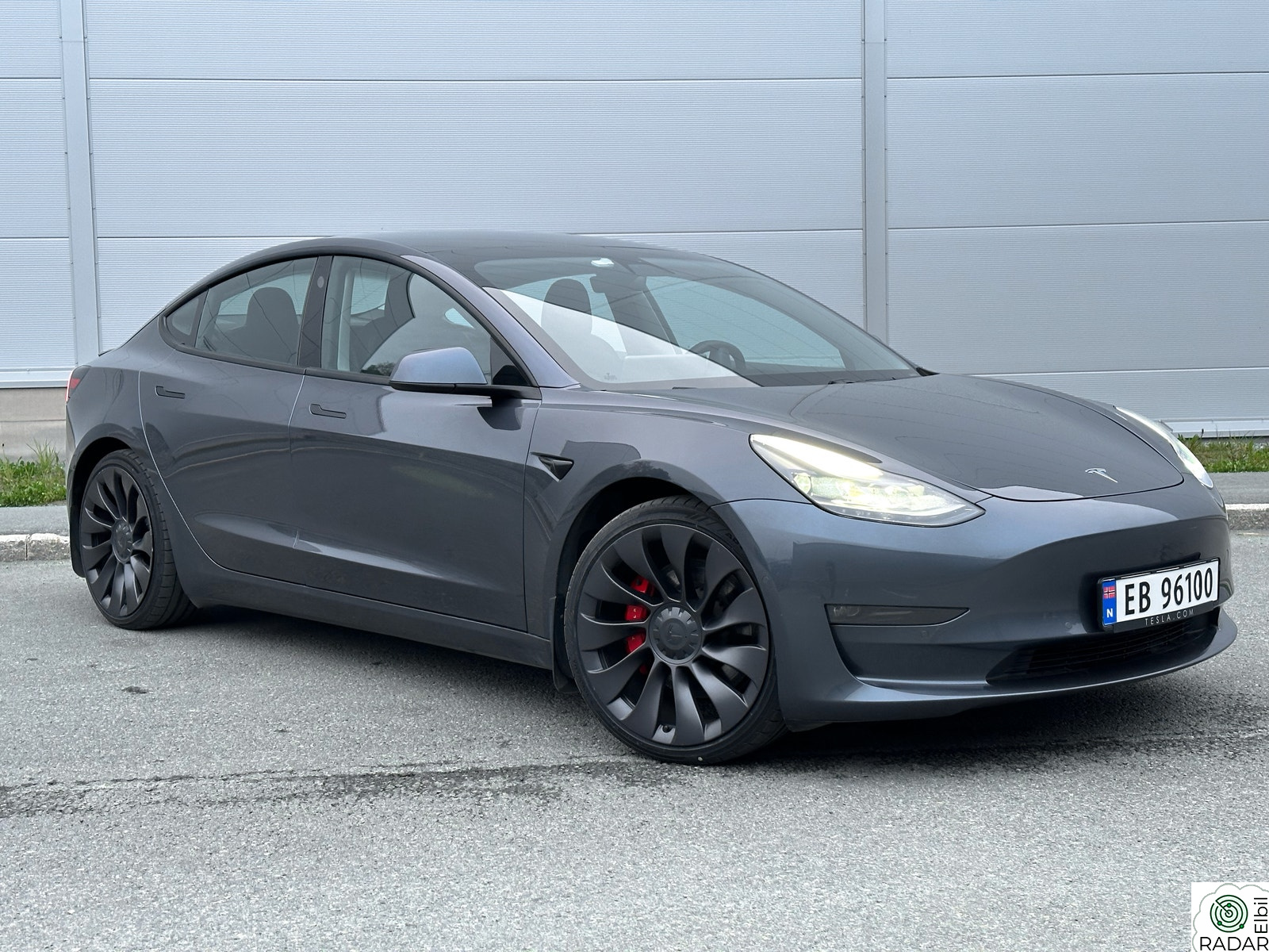 TESLA Model 3 Performance AWD