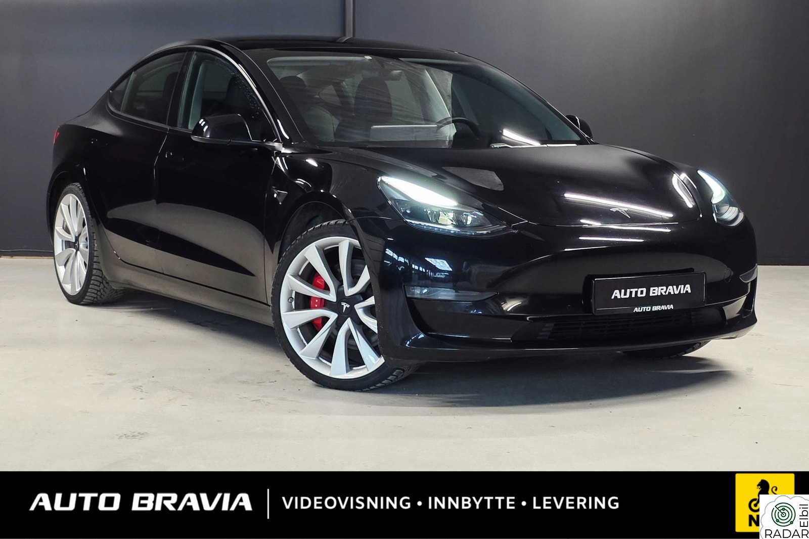 TESLA Model 3 PERFORMANCE/567KM/UBERTURBINE/VARMEPUMPE/AUTOPILOT/NAF+