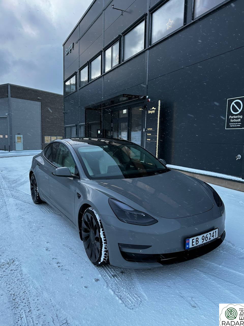 TESLA Model 3 Performance AWD