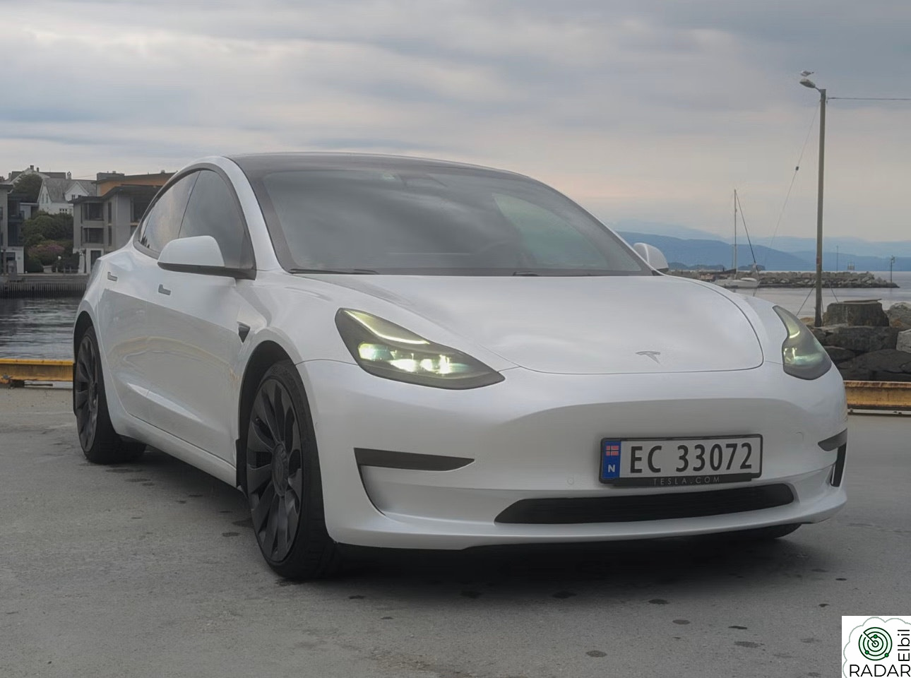 TESLA Model 3 Performance AWD