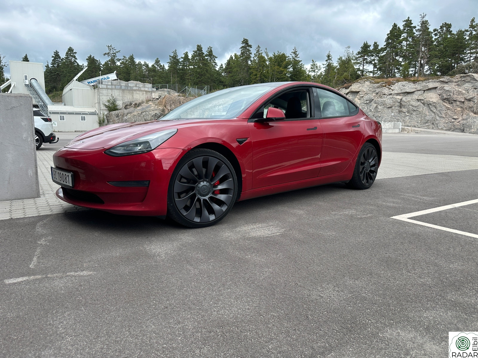 TESLA Model 3 Performance AWD