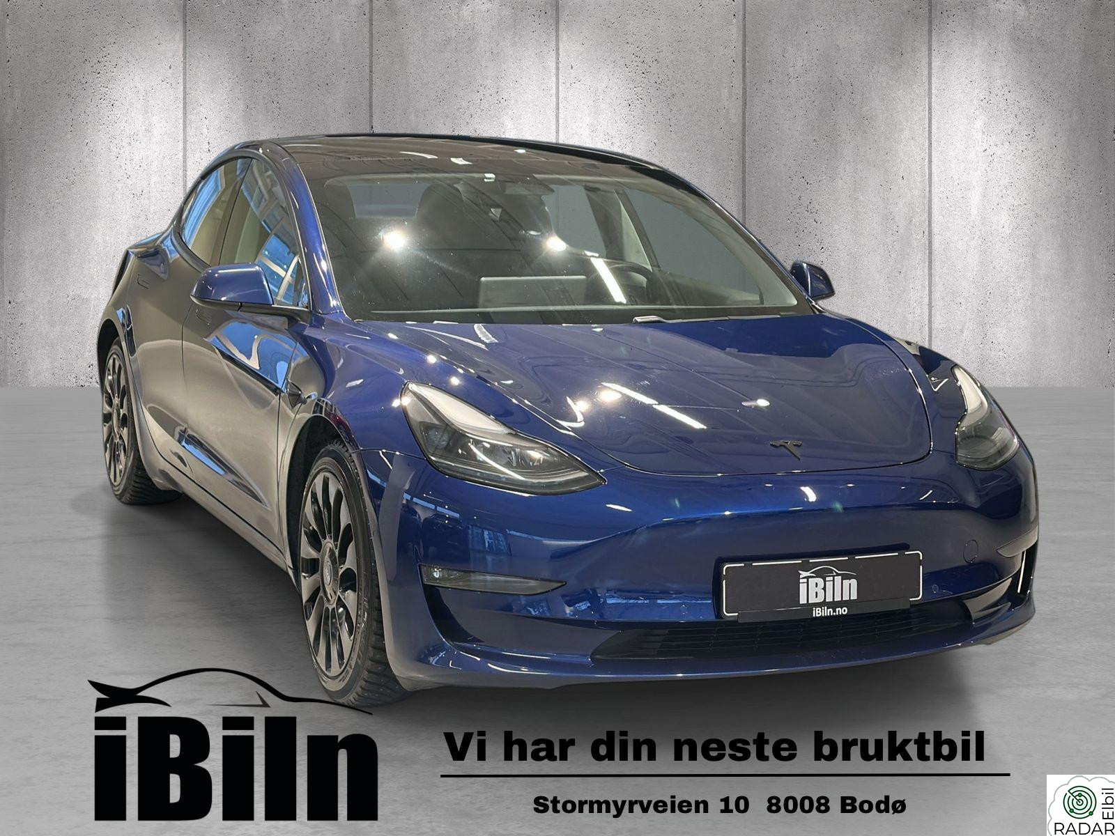 TESLA Model 3 Performance, Deep Blue Metallic