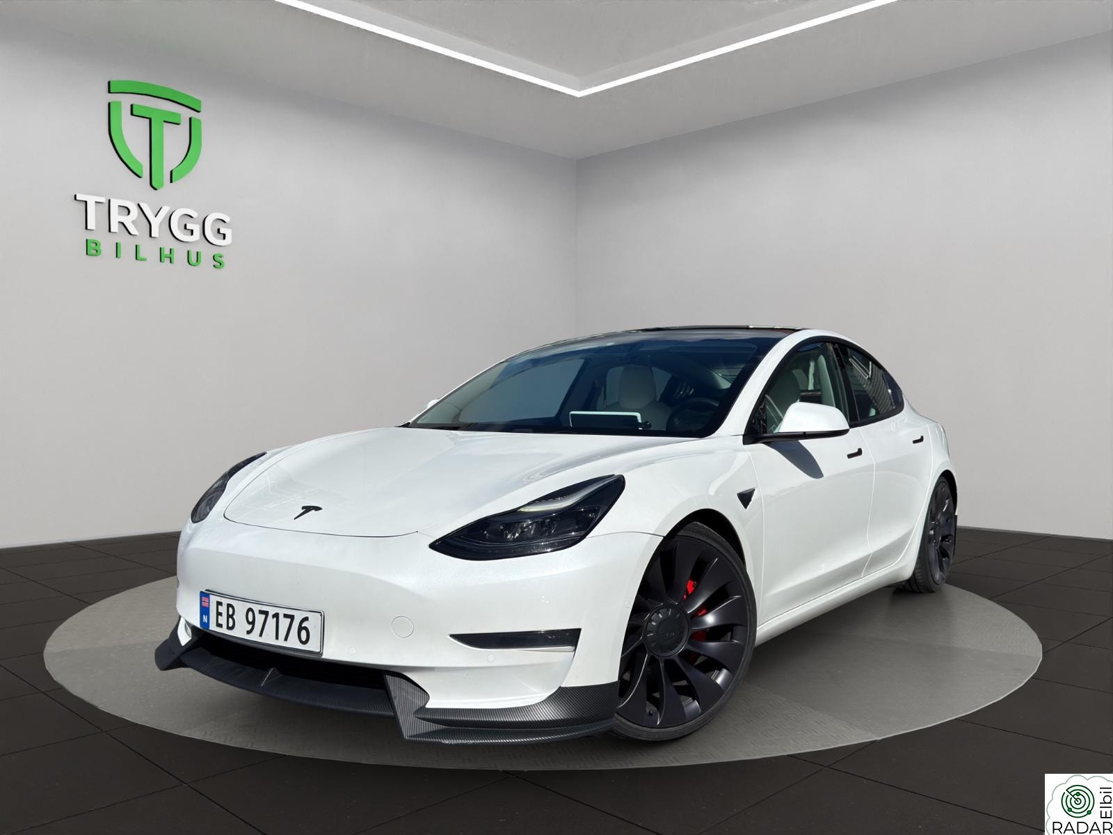 TESLA Model 3 Performance LR / Garantiutløpstest / Nye Dekk / Garanti