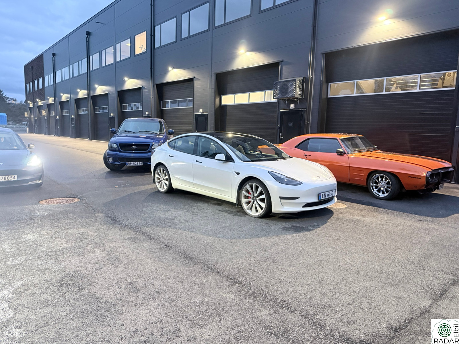 TESLA Model 3