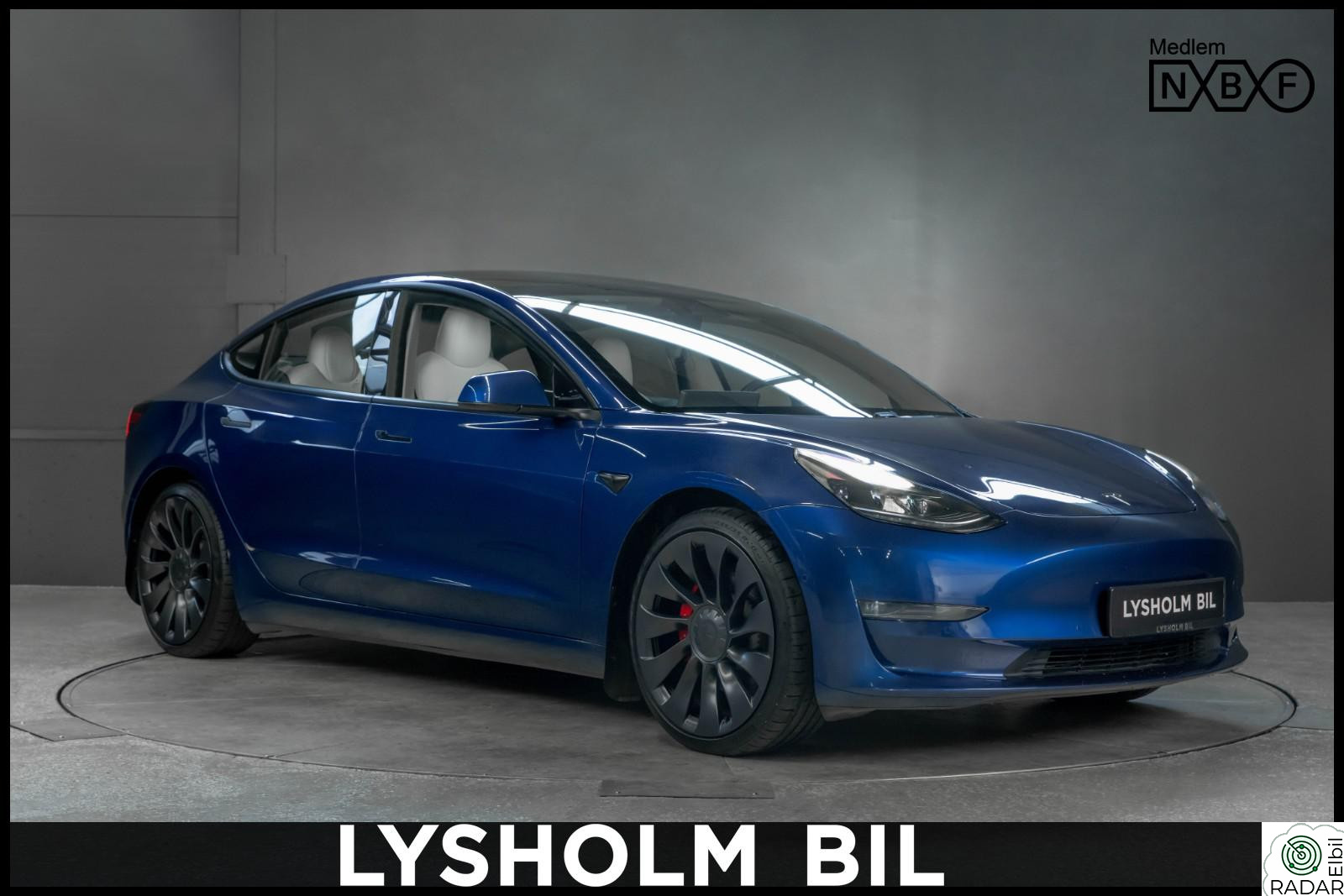 TESLA Model 3 Performance/4x4/Autopilot/Premium/2 sett hjul