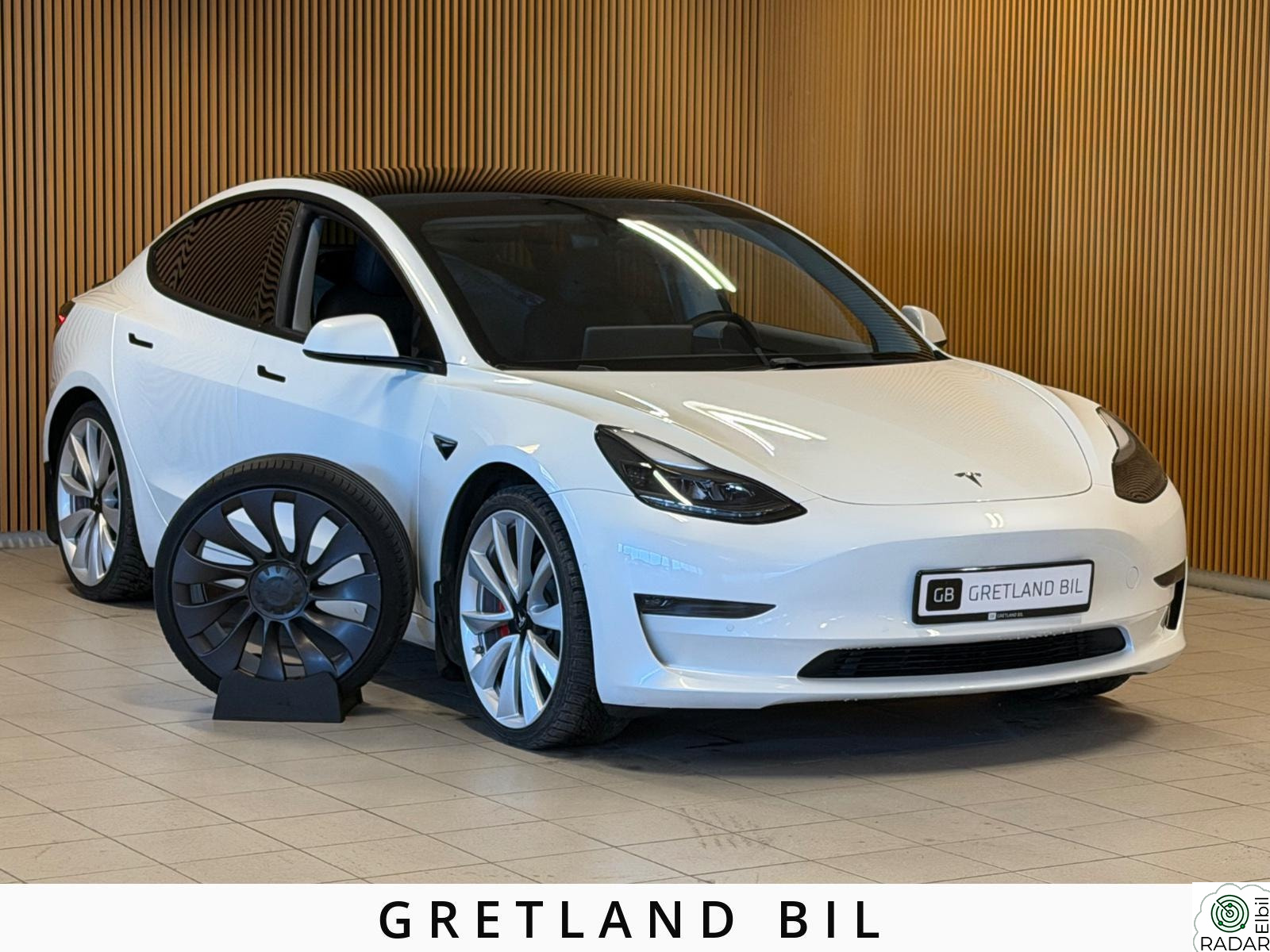 TESLA Model 3 PERFORMANCE/567WLTP/513HK/SKINN/NAVI/NORSK!