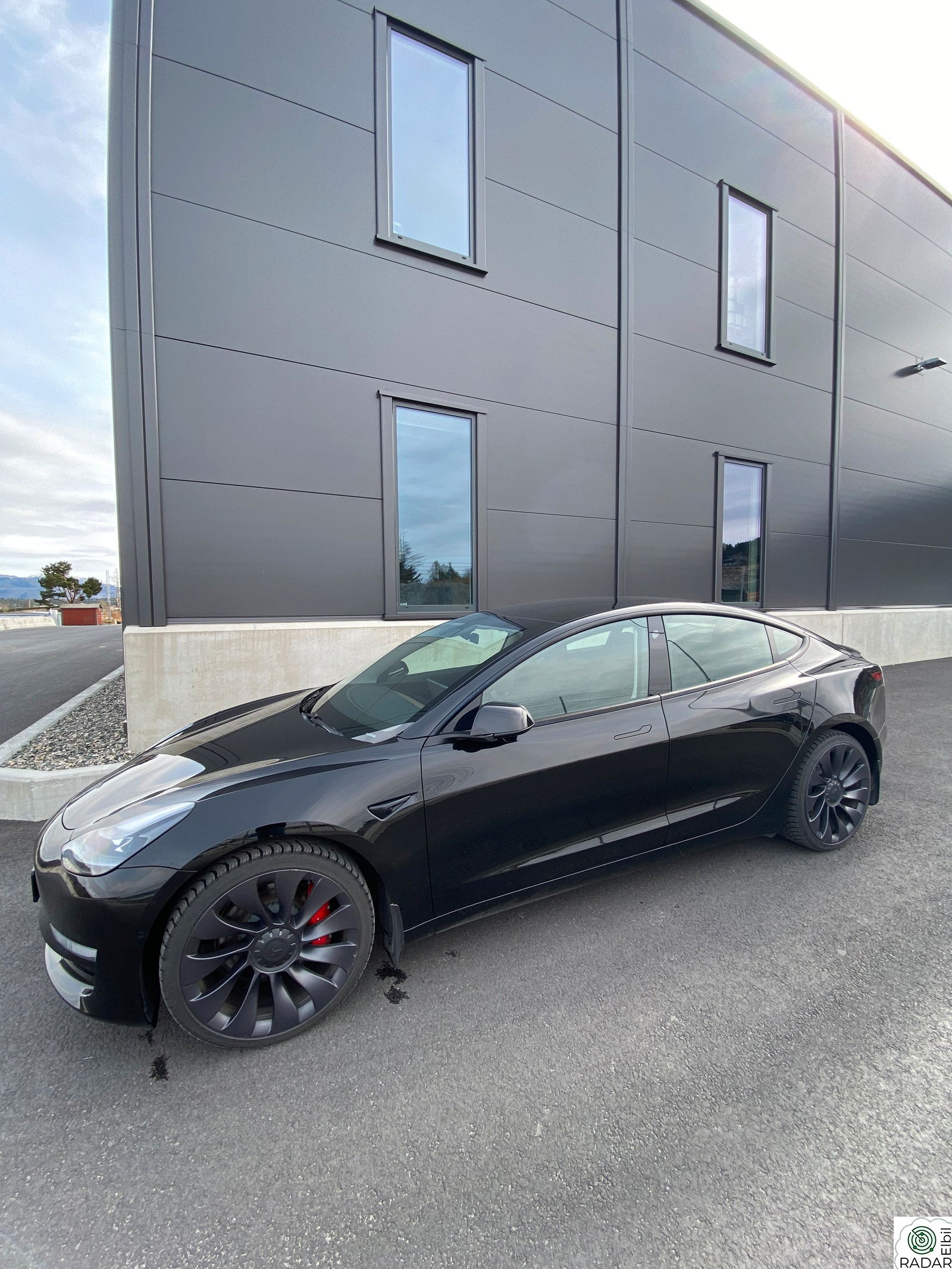 TESLA Model 3 Performance AWD