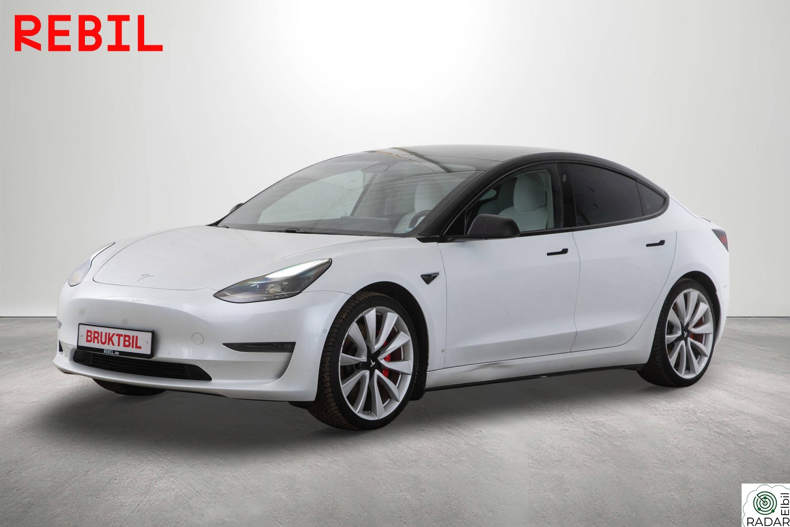 TESLA Model 3 567km(WLTP)/Performance/AWD/MCU2/Navi/R.kam/Pano/AP