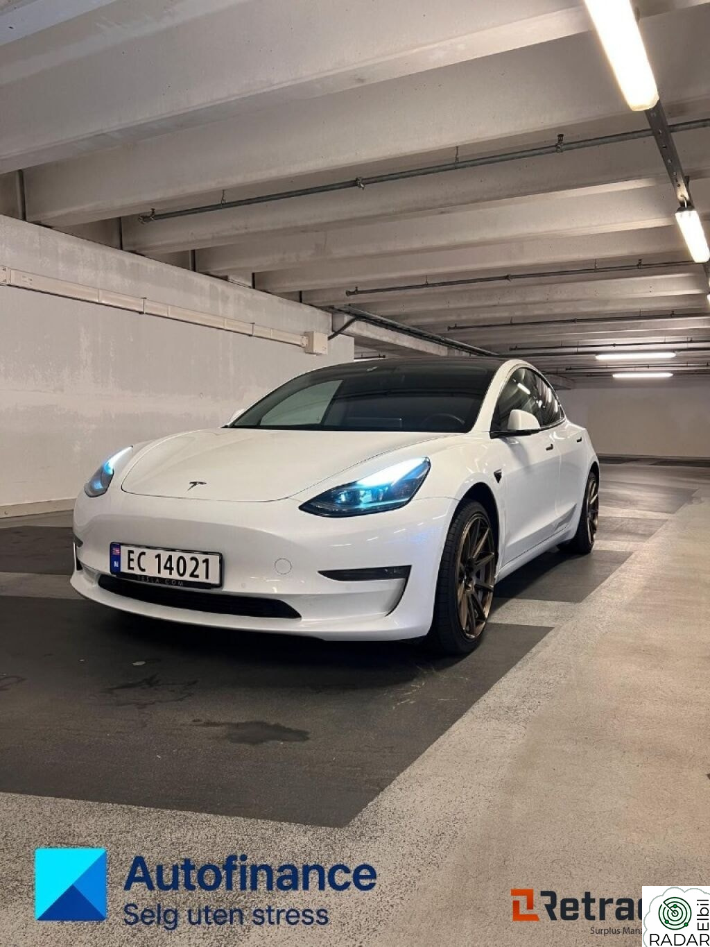 TESLA Model 3