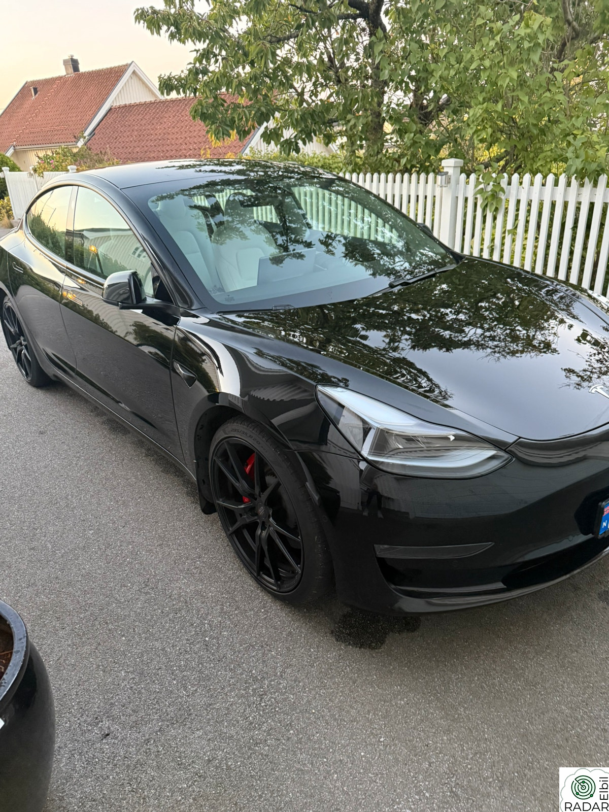 TESLA Model 3 Performance AWD, strøken bil