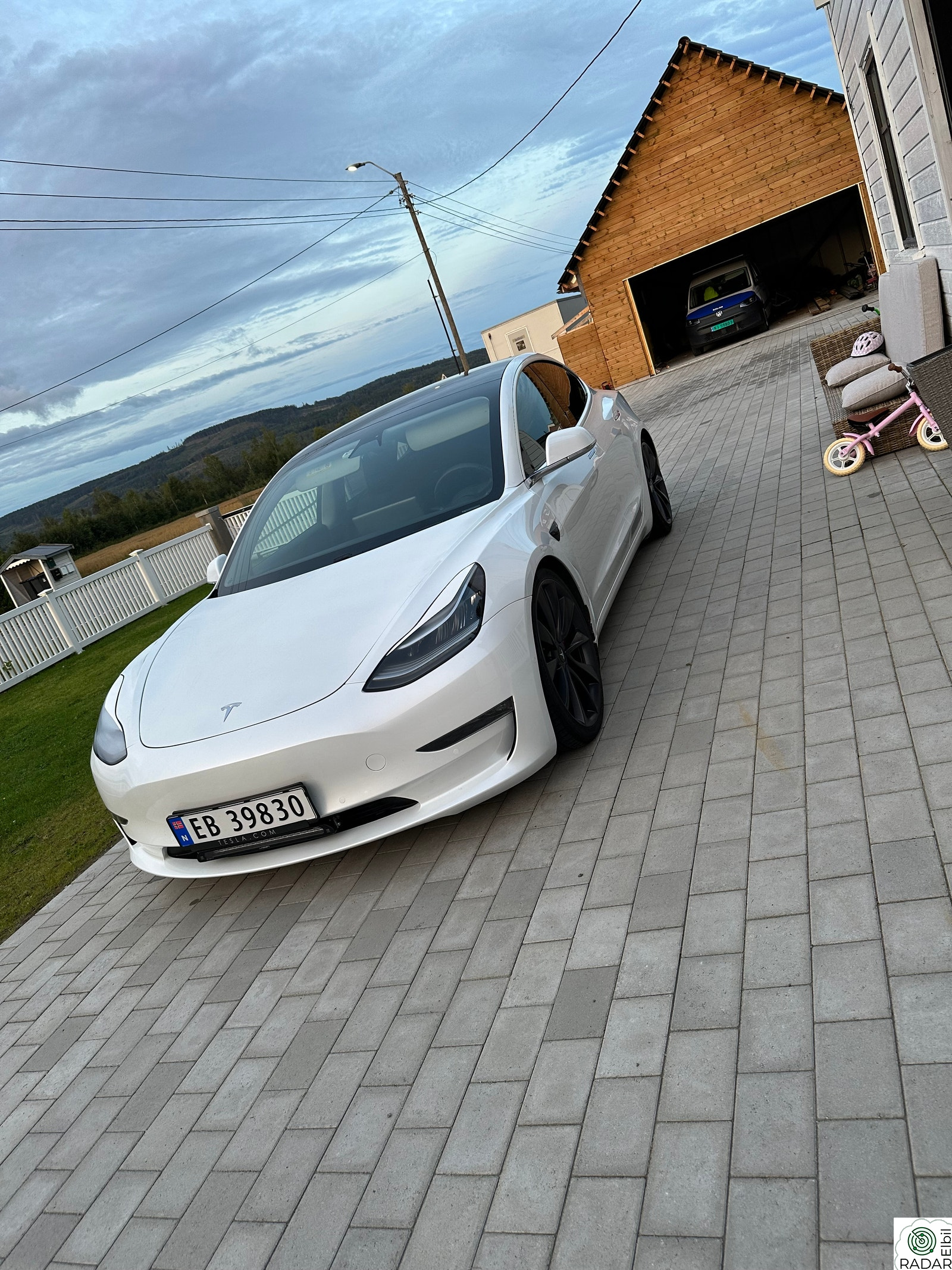 TESLA Model 3 Performance AWD