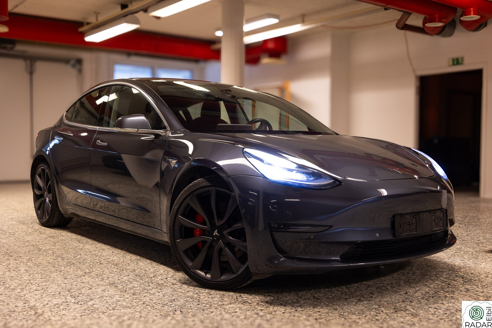 TESLA Model 3 Performance 4x4 - SÆRDELES PEN! 530KM wltp - LAV KM