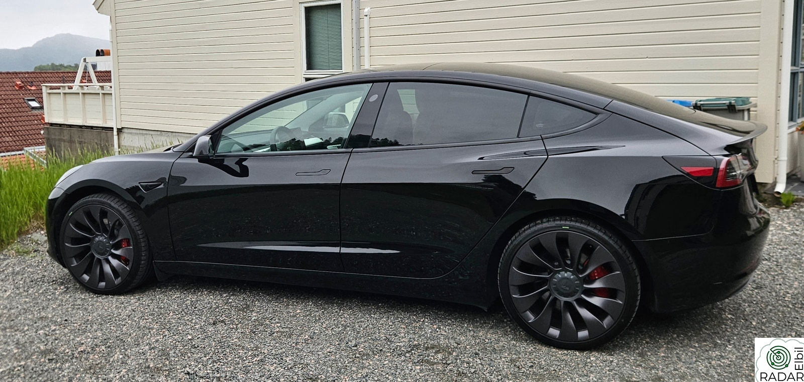 TESLA Model 3 Performance AWD