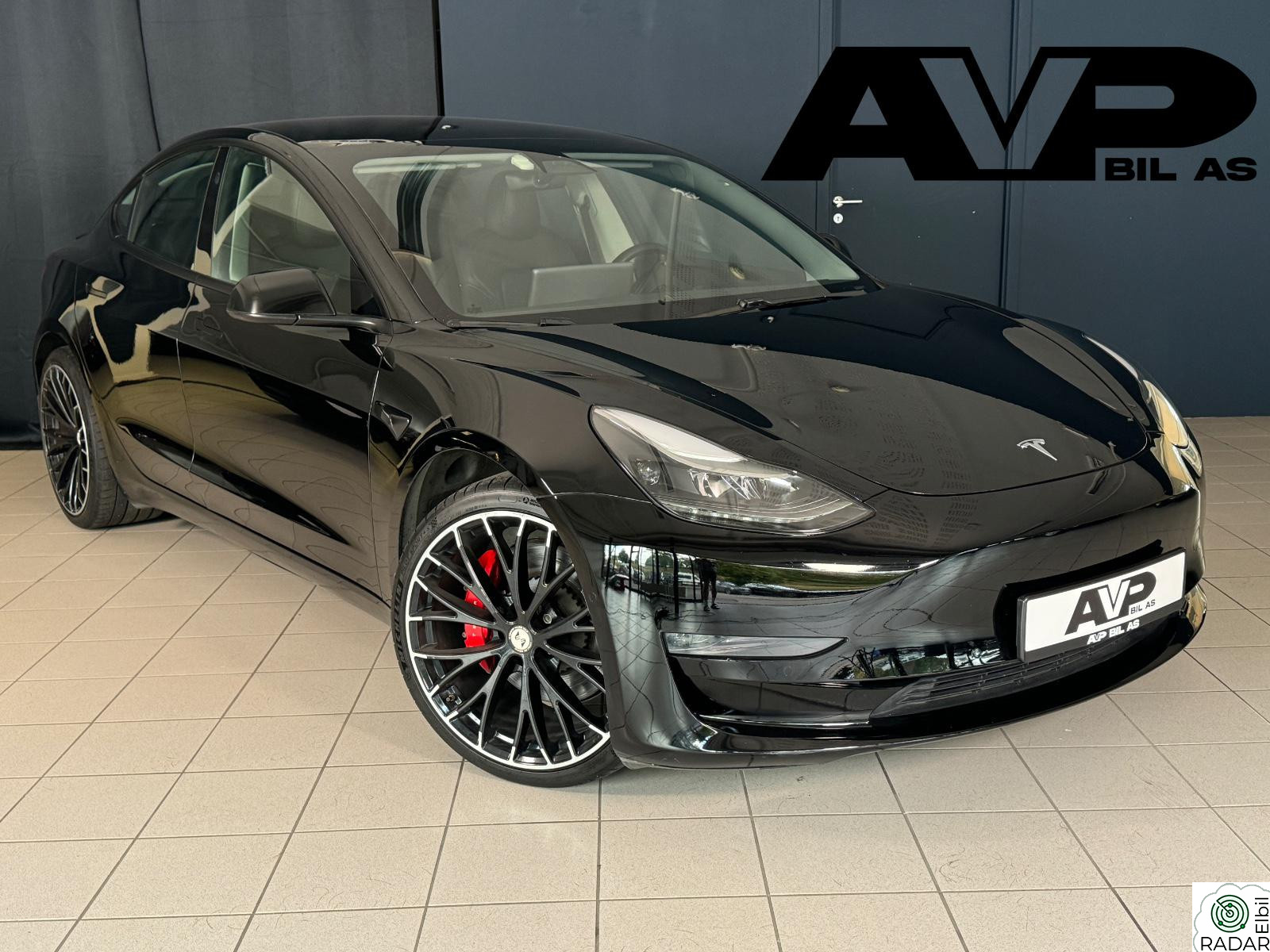 TESLA Model 3 Performance Facelift, Varmepumpe, AP, Premium lyd, 20"