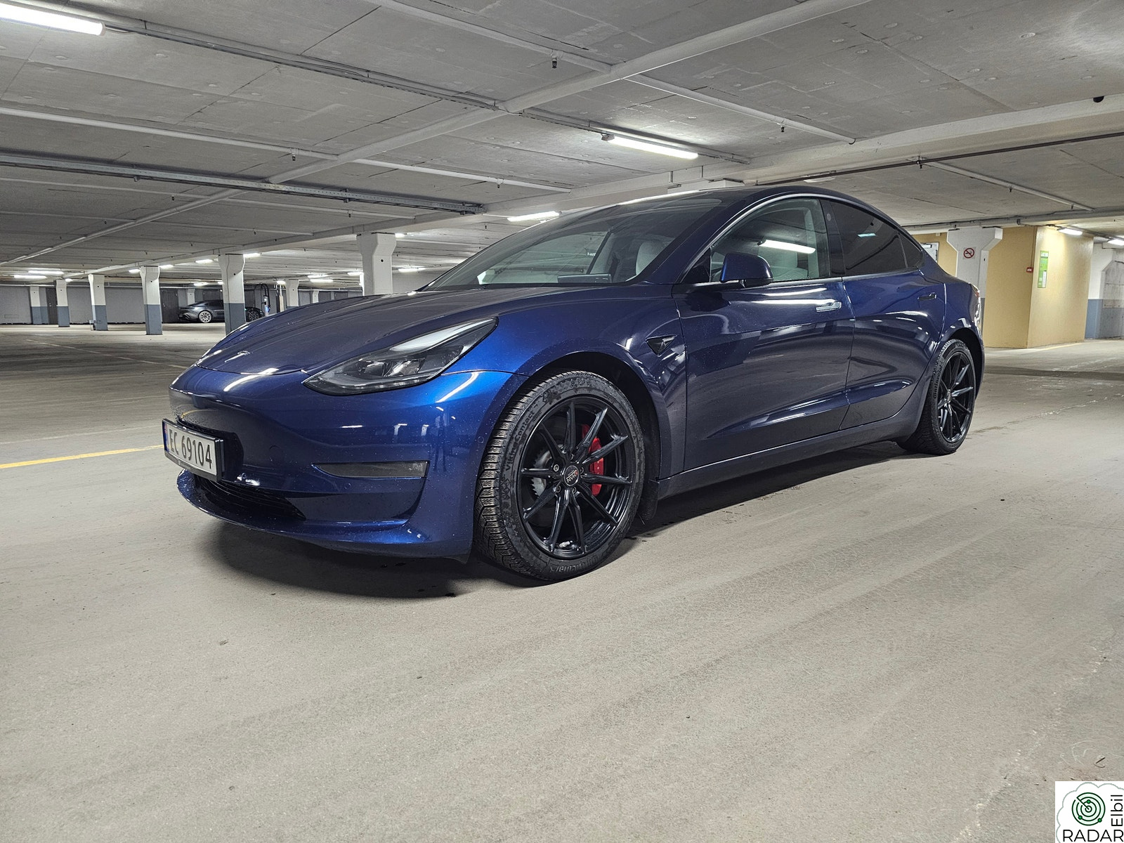TESLA Model 3 Performance 2021| AWD | Nybilgaranti | Blå/Hvitt