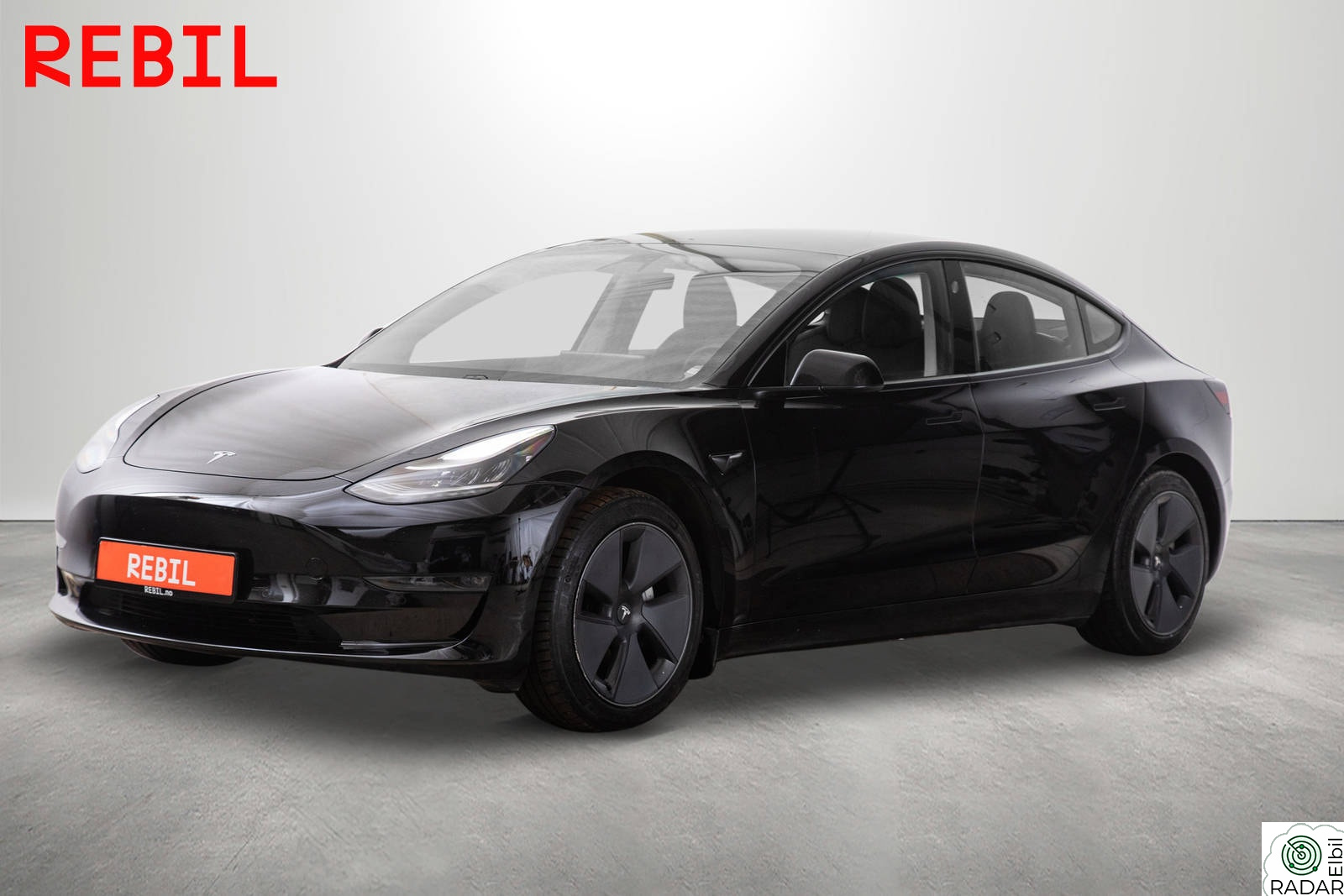 TESLA Model 3 580km (WLTP)/LR/AWD/MCU2/Navi/R.kam/Pano/AP/V.pump/Krok