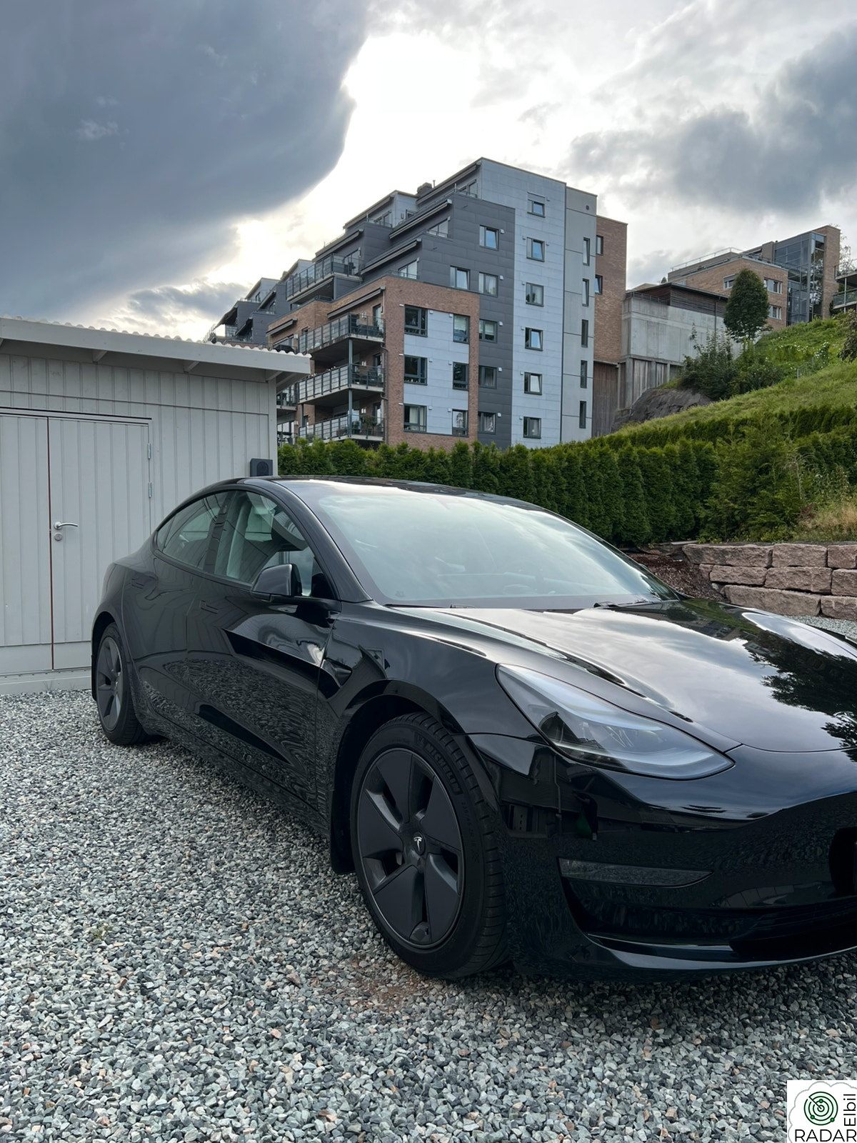 TESLA Model 3 Long Range AWD -Enhanced Autopilot