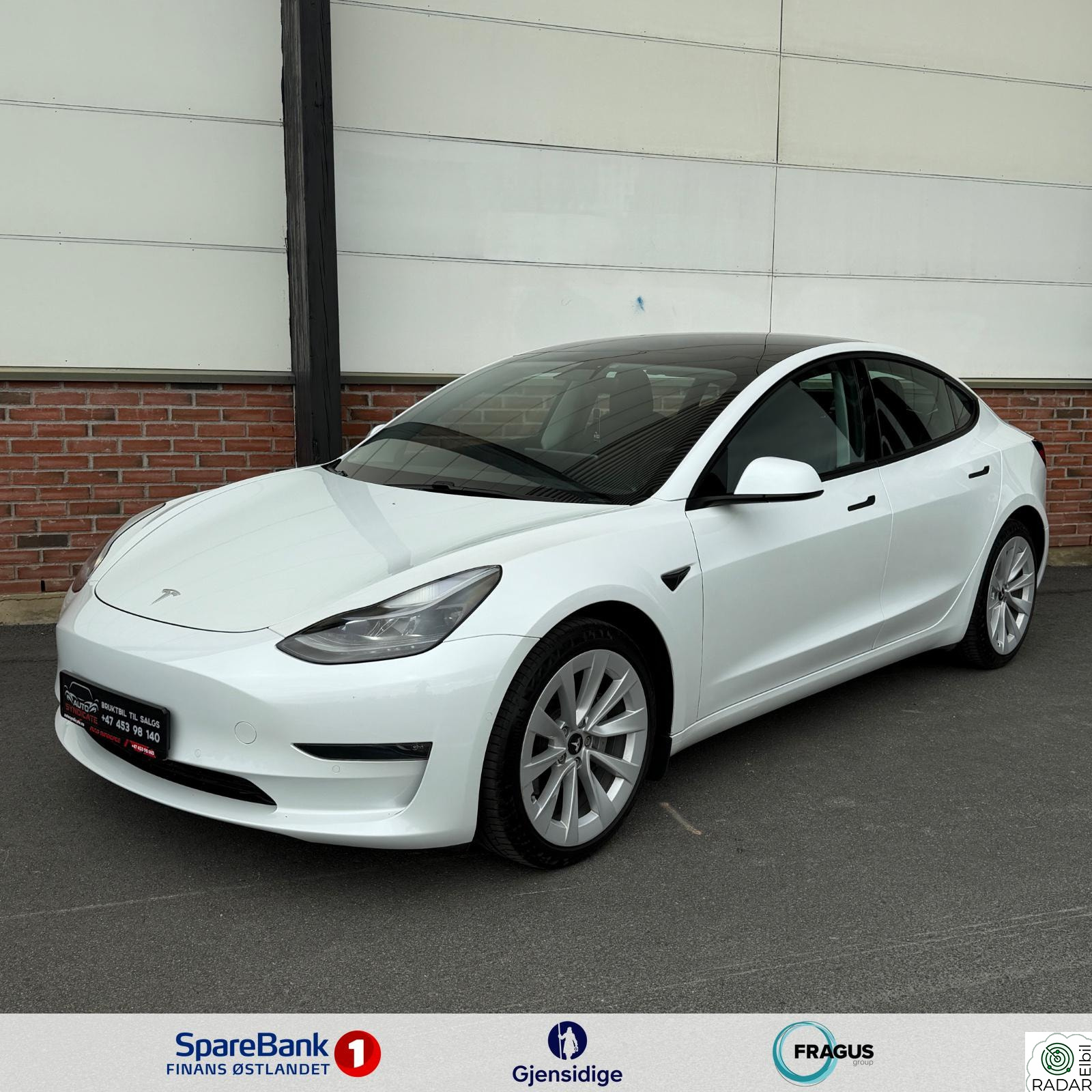 TESLA Model 3 AWD // LR // AP // Krok // Rattvarme // Panorama // S+V