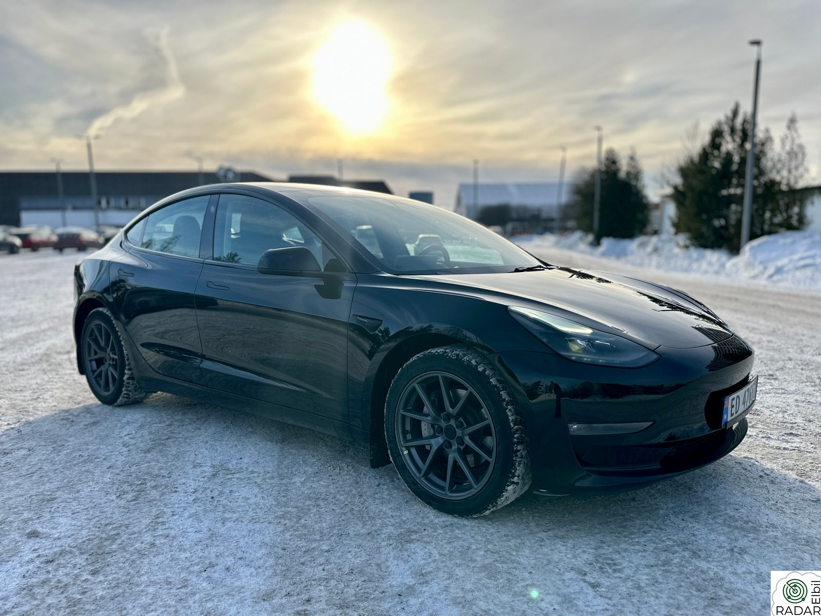 TESLA Model 3 Long Range AWD