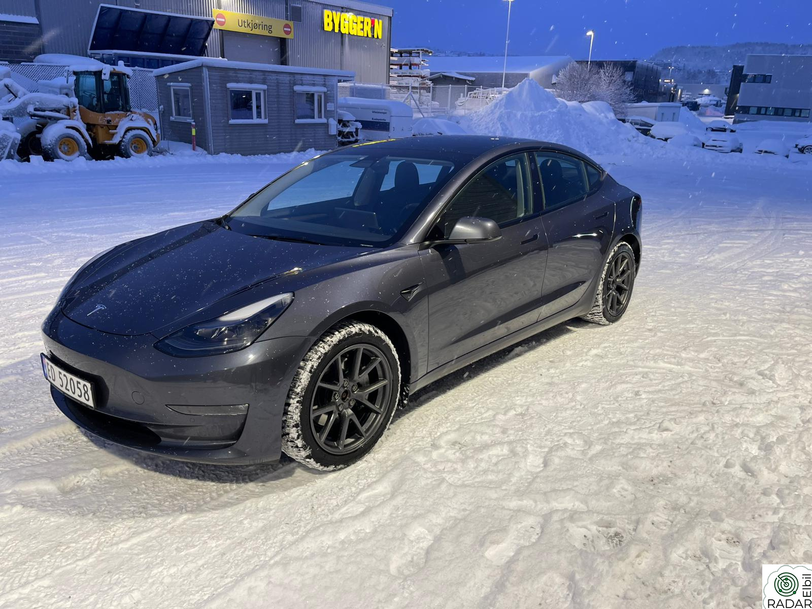 TESLA Model 3 Long Range AWD | Utvidet garanti 72mnd/120k km