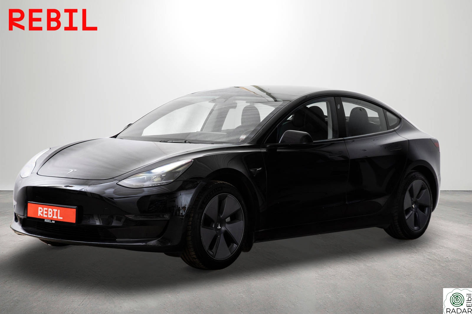 TESLA Model 3 614km (WLTP)/LR/AWD/MCU2/Navi/R.kam/Pano/AP/Vpumpe/Krok