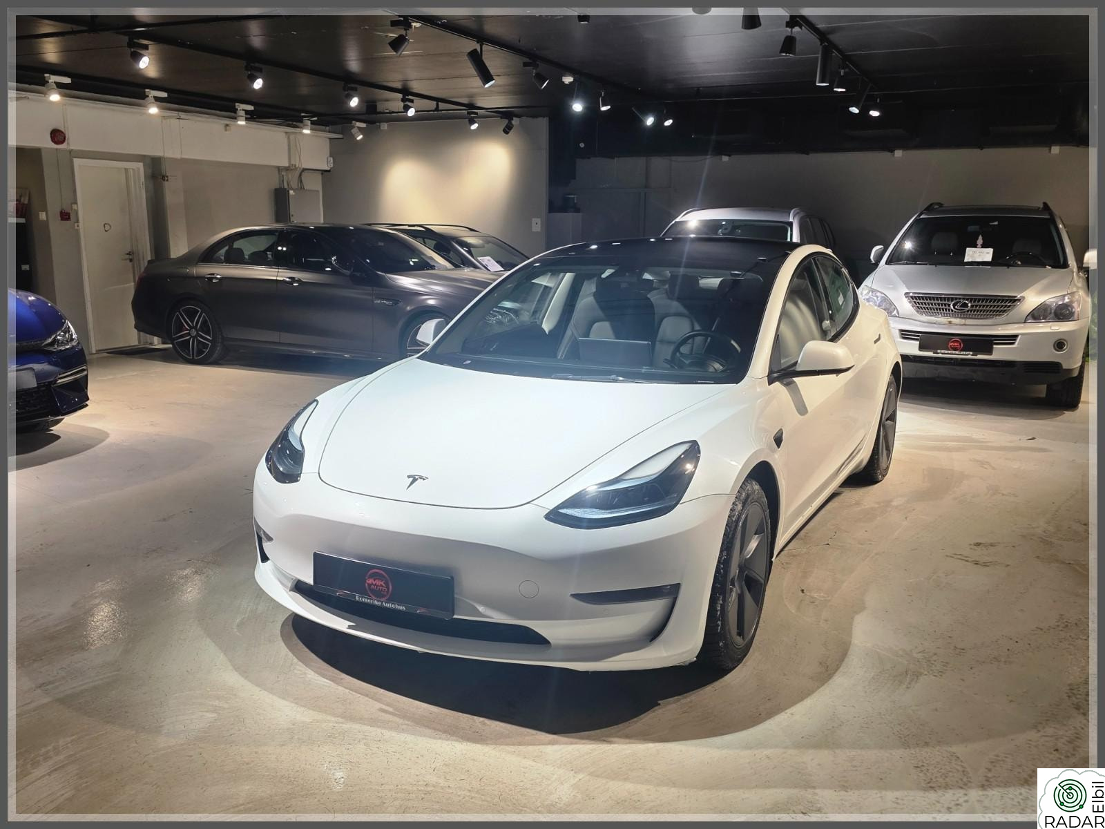 TESLA Model 3 Flott Tesla Model 3 2021 - AWD Dual Motor 580 km