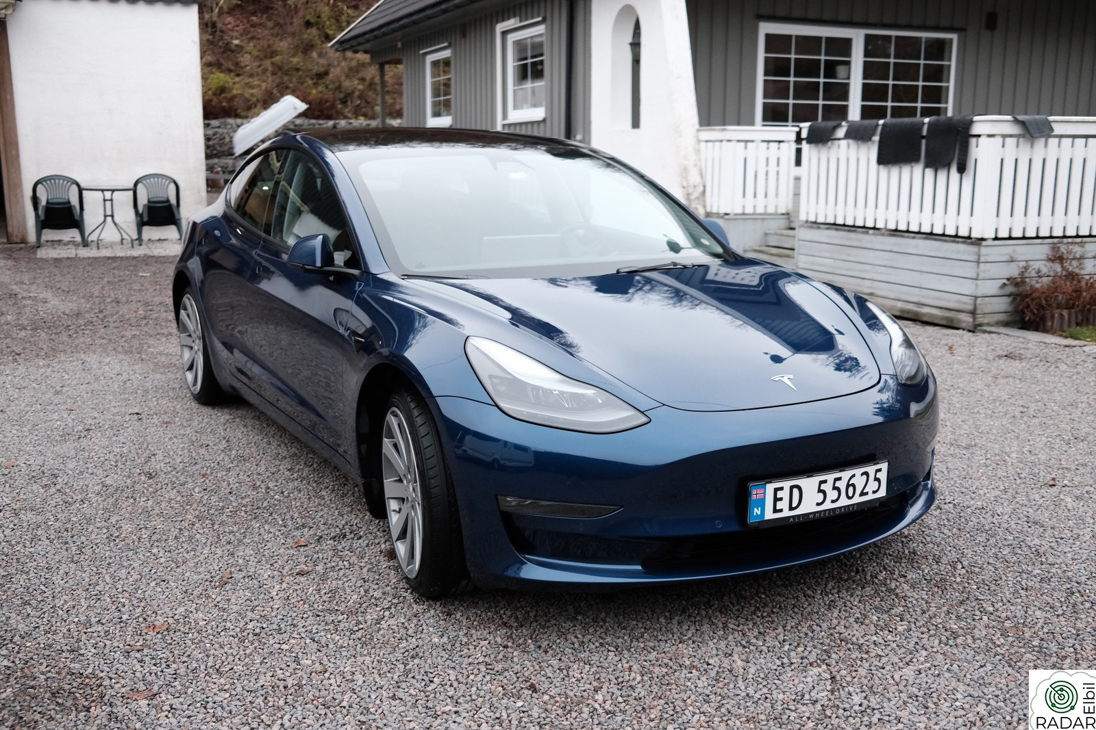 TESLA Model 3 Long Range AWD