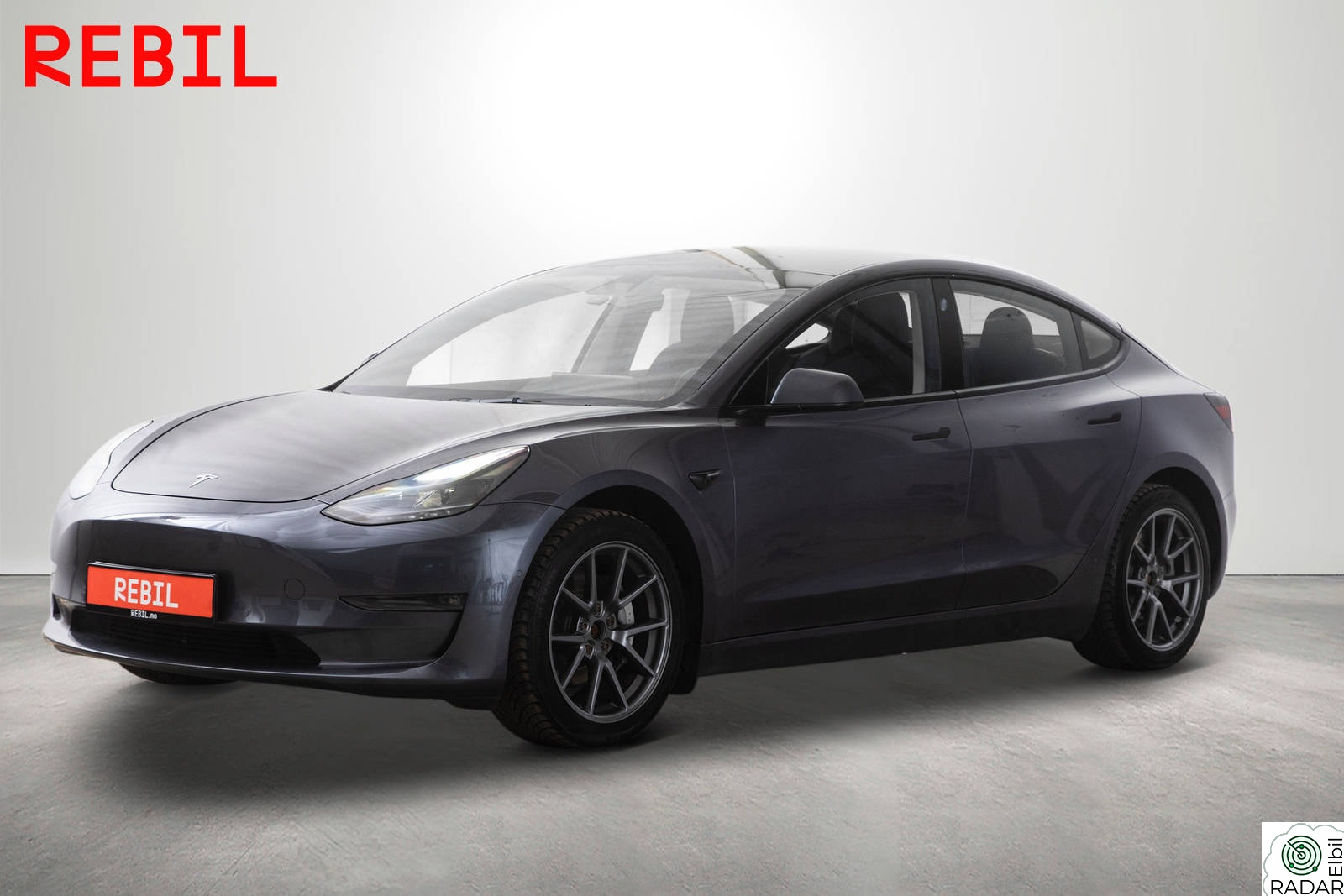 TESLA Model 3 614km/LR/AWD/MCU2/Navi/R.kam/Pano/AP/V.pumpe