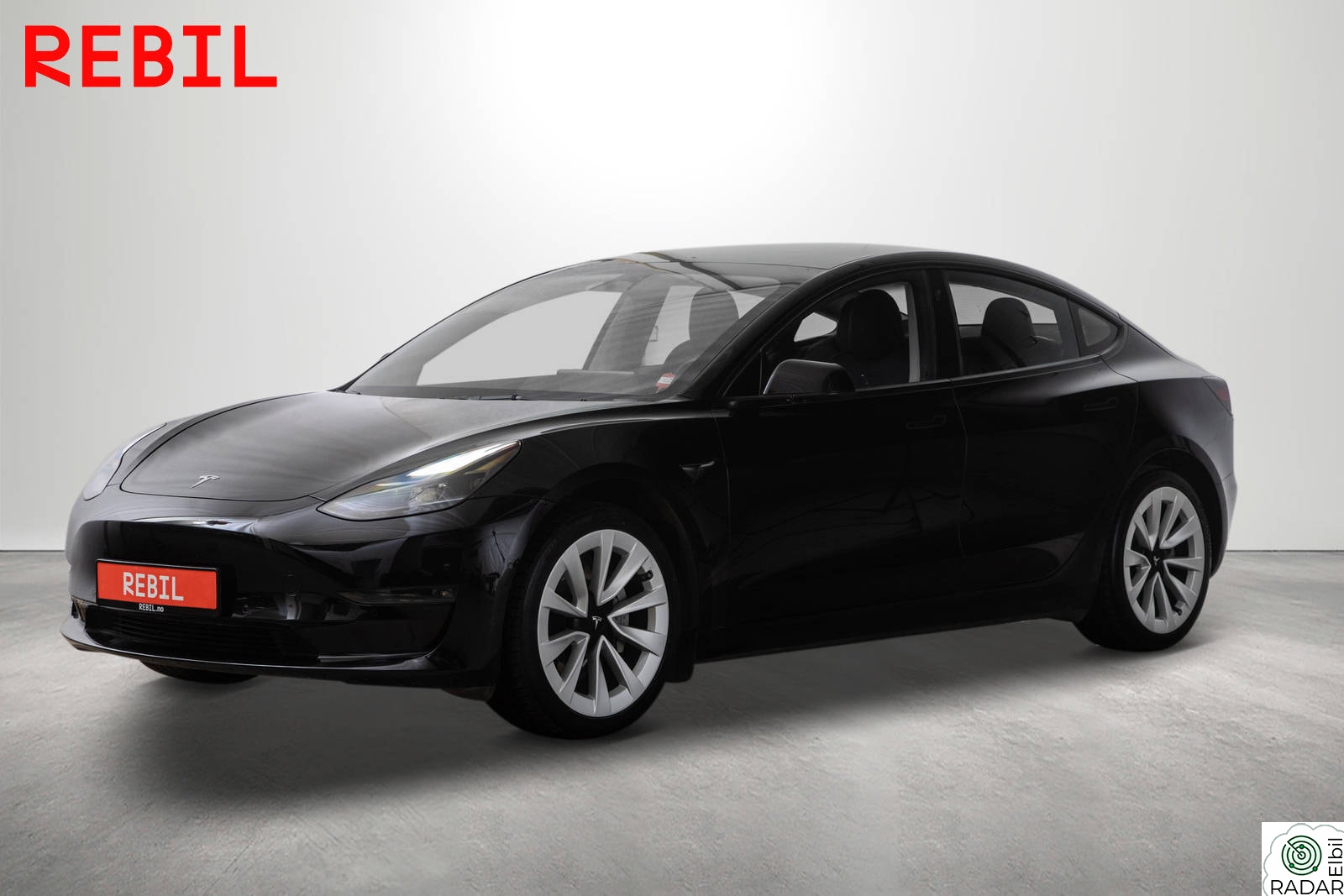 TESLA Model 3 602km (WLTP)/LR/AWD/MCU3/Navi/R.kam/Pano/AP/V.pumpe