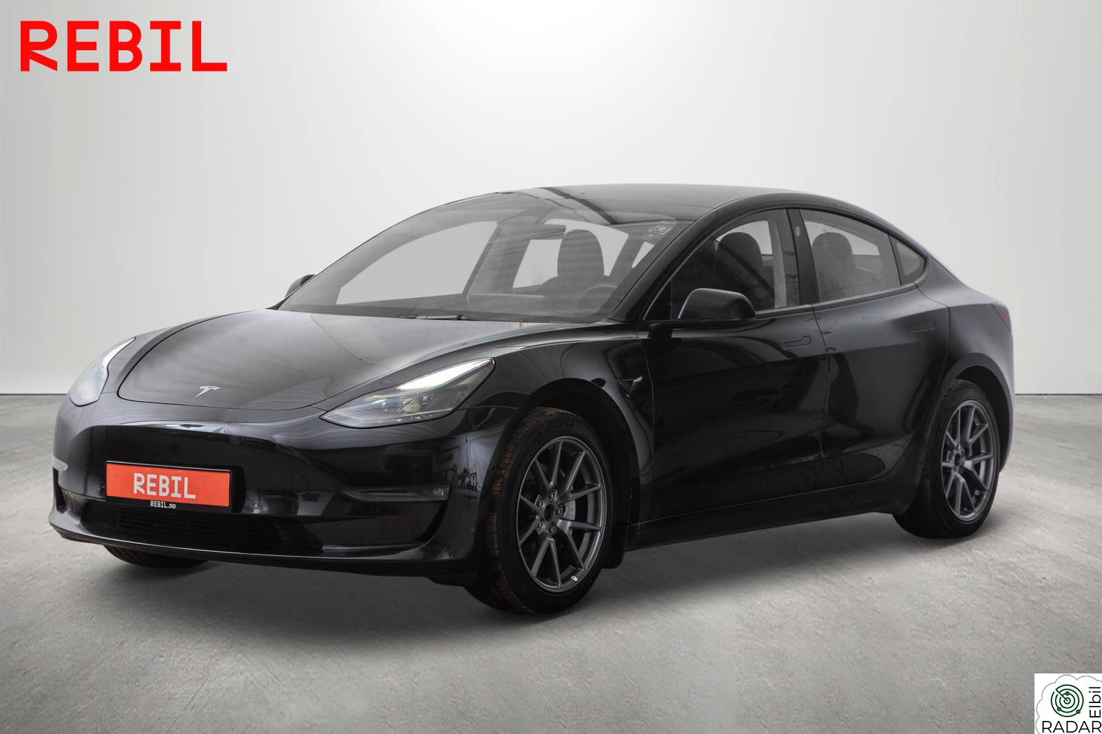 TESLA Model 3 602km(WLTP)/LR/AWD/MCU2/Navi/R.kam/Pano/AP/V.pump/Krok