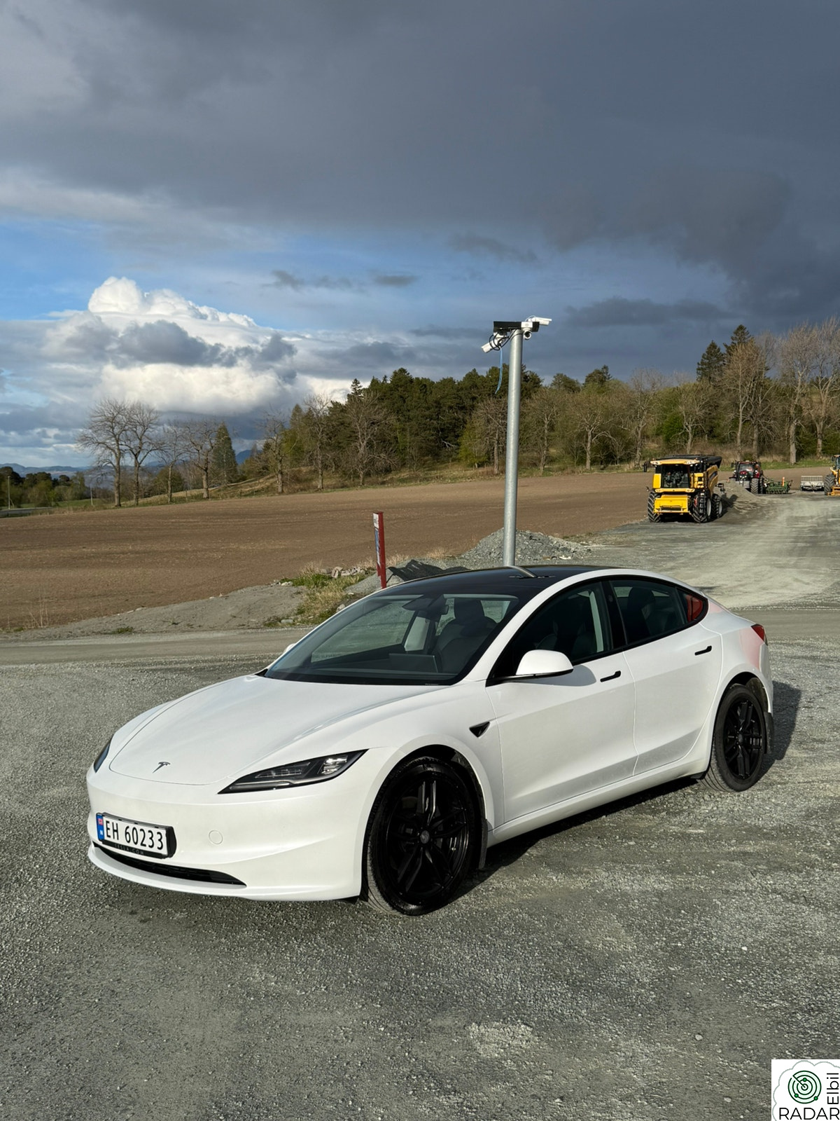 TESLA Model 3 Long Range AWD
