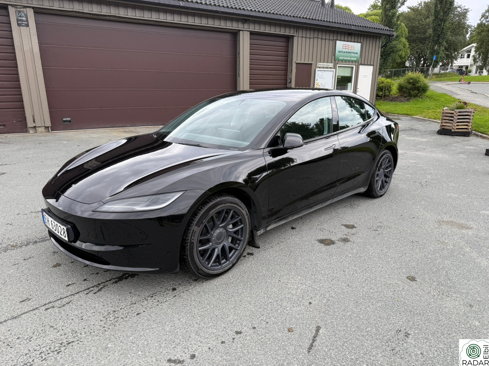 TESLA Model 3 RWD 283hk