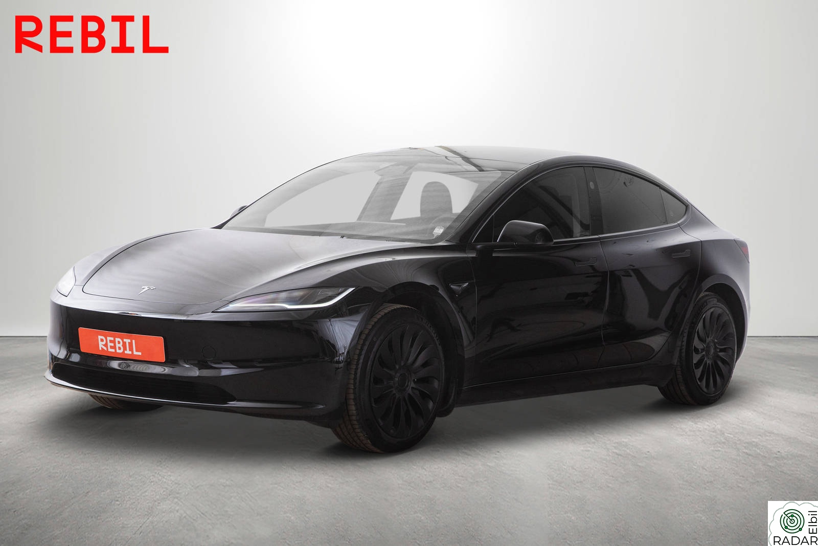 TESLA Model 3 629km/LR/AWD/Highland/MCU3/AP/Pano/R.kam/Navi/V.pumpe