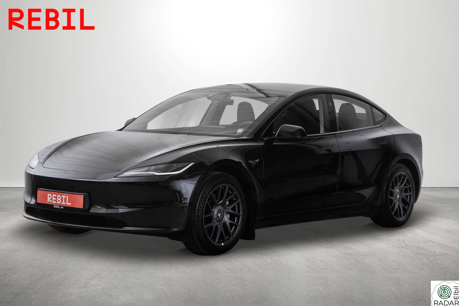 TESLA Model 3 SR (513km) Highland/Skinn/Pano/AP/MCU3/R.Kam/V.Pumpe