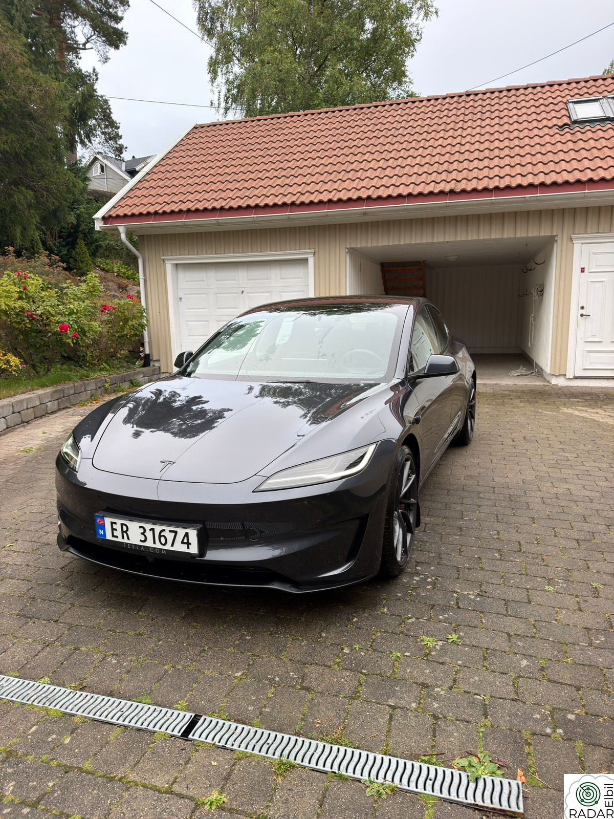TESLA Model 3 Performance AWD
