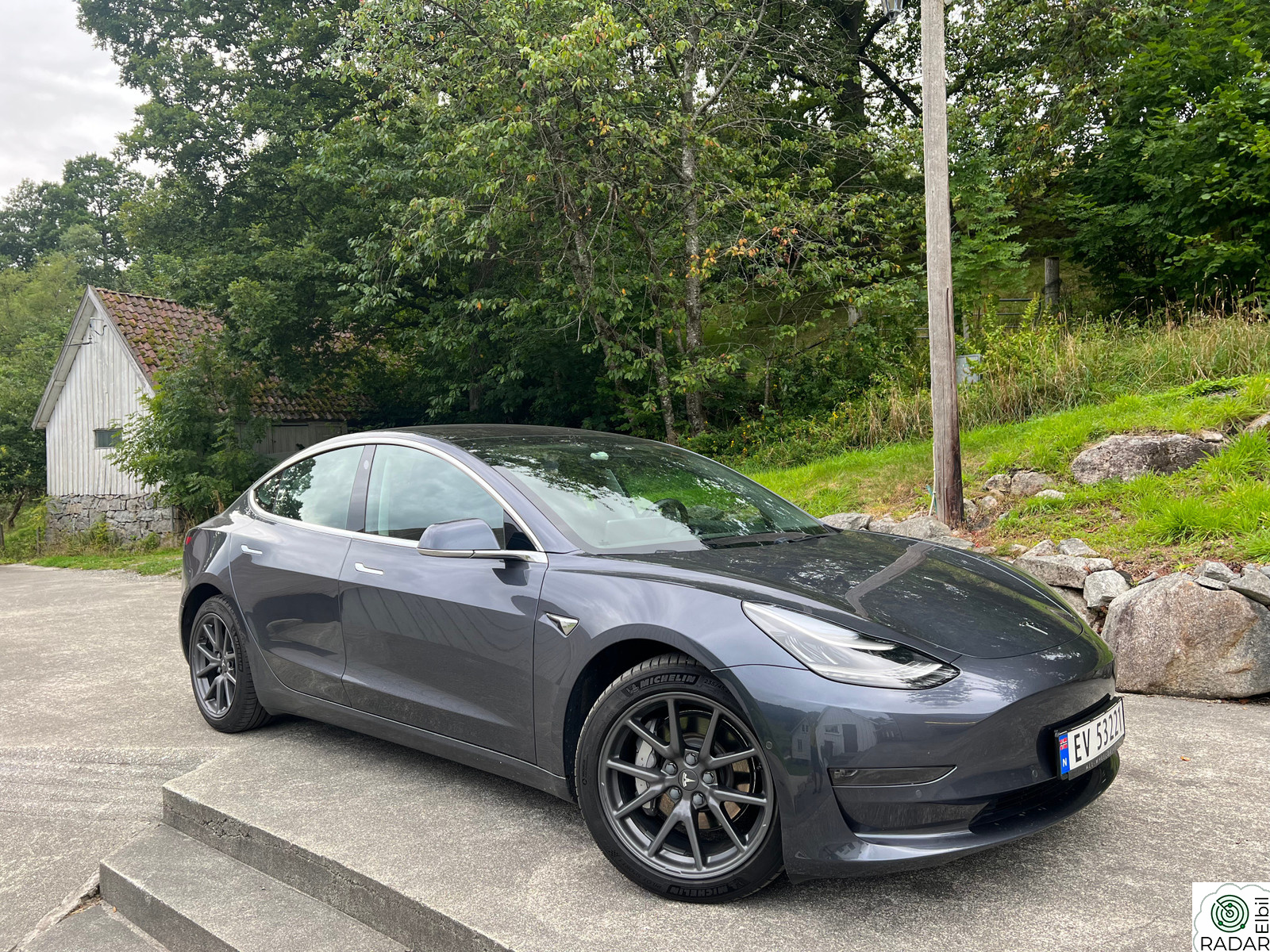 TESLA Model 3 Long Range AWD m/ FSD