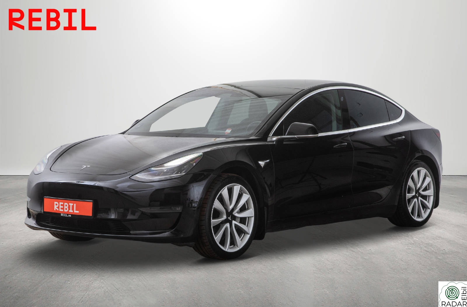 TESLA Model 3 560km (WLTP)/LR/AWD/Krok/MCU2/Navi/R.kam/Pano/AP