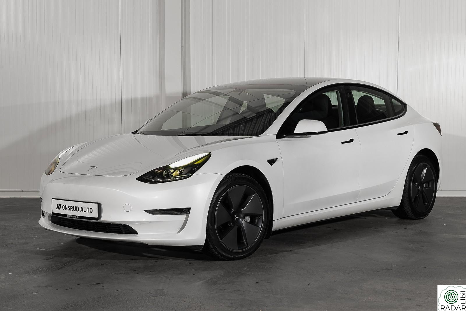 TESLA Model 3 Long Range AWD Nybilgaranti / Velholdt!
