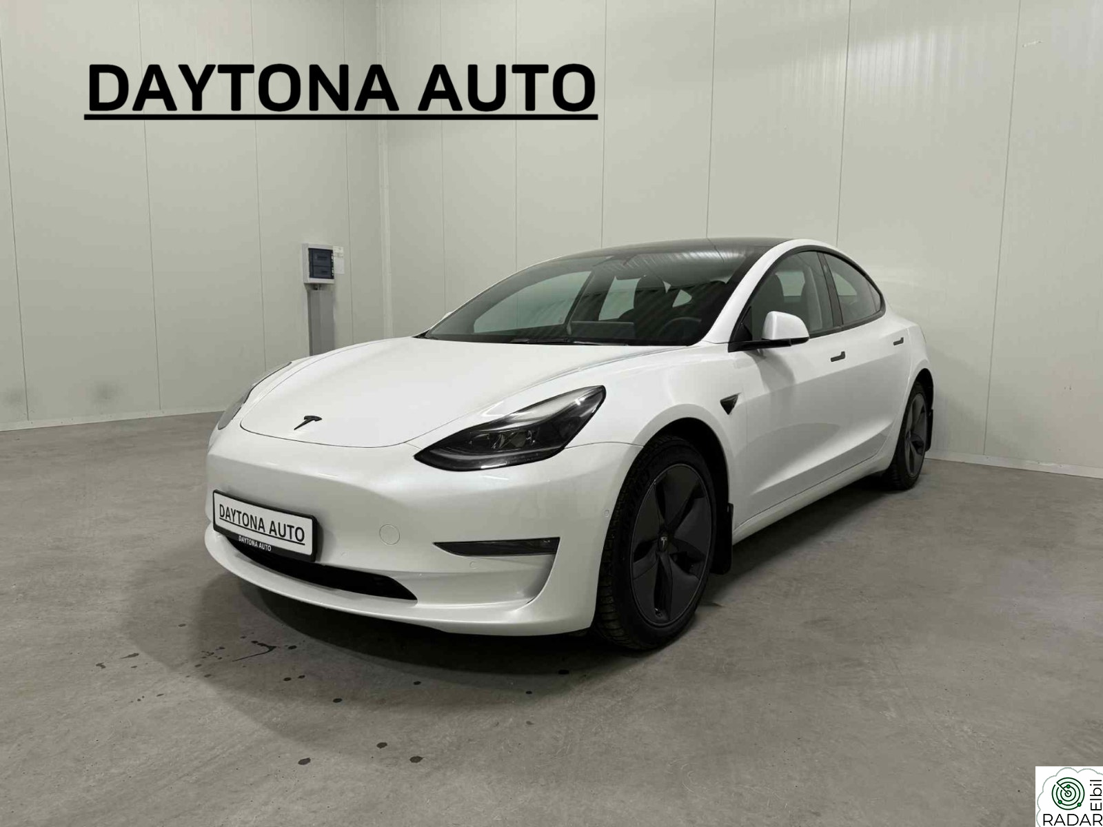 TESLA Model 3 Long Range AWD, 602km WLTP, Hengerfeste, Garanti, +++