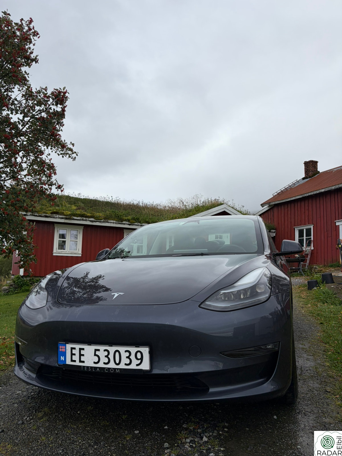 TESLA Model 3 Long Range AWD