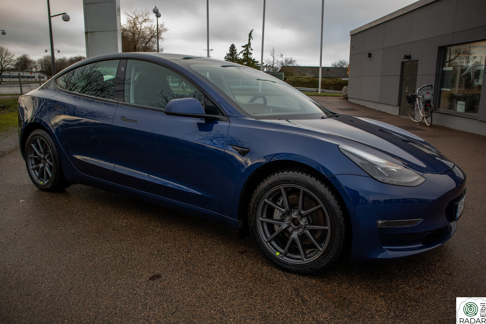 TESLA Model 3 Long Range AWD