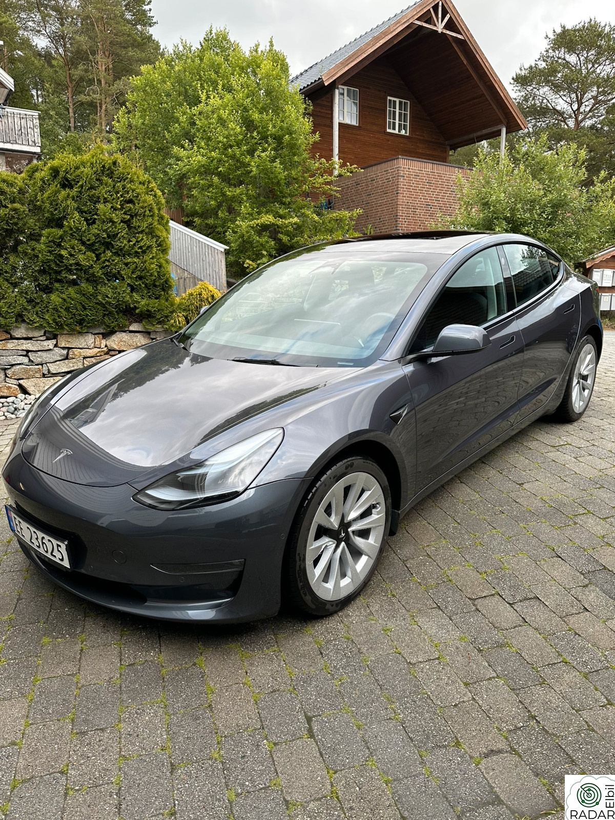 TESLA Model 3 Long Range AWD