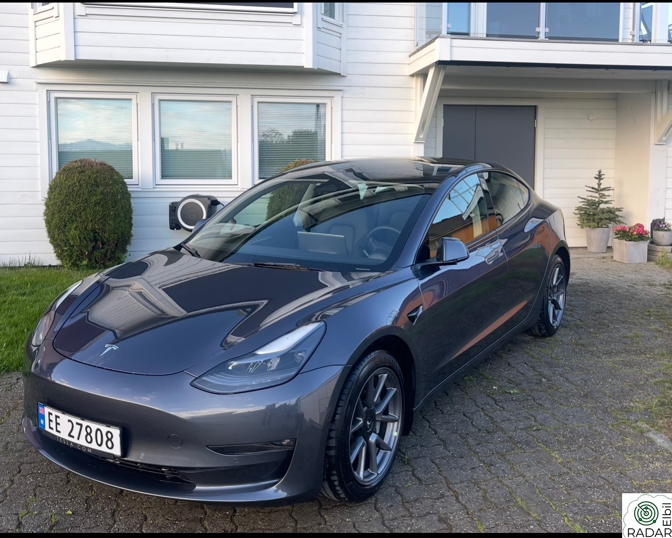 TESLA Model 3 Long Range AWD
