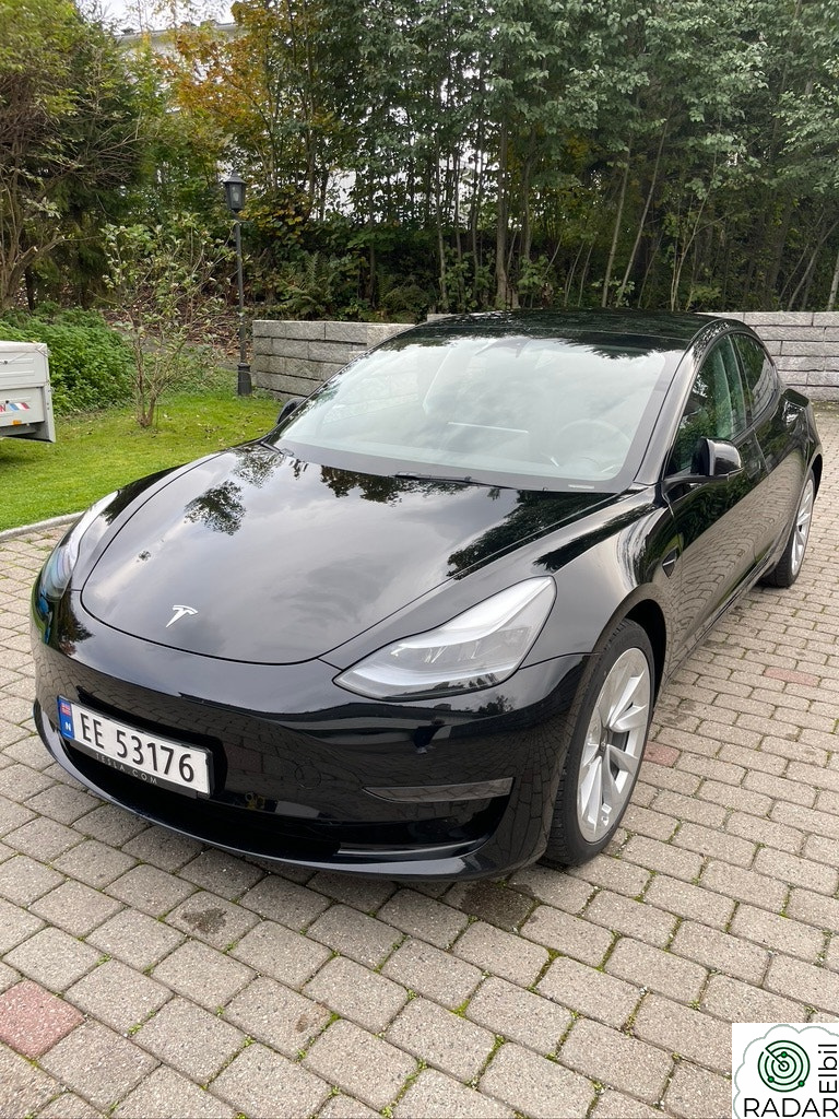 TESLA Model 3 Long Range AWD