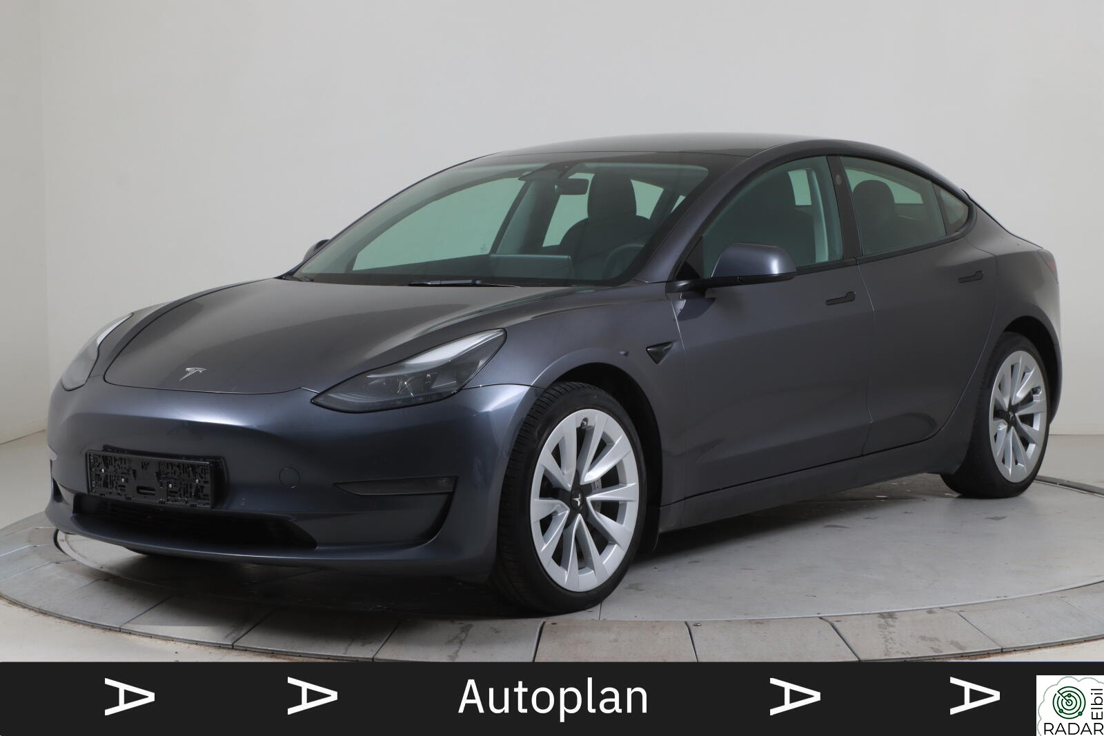 TESLA Model 3 Long Range AWD