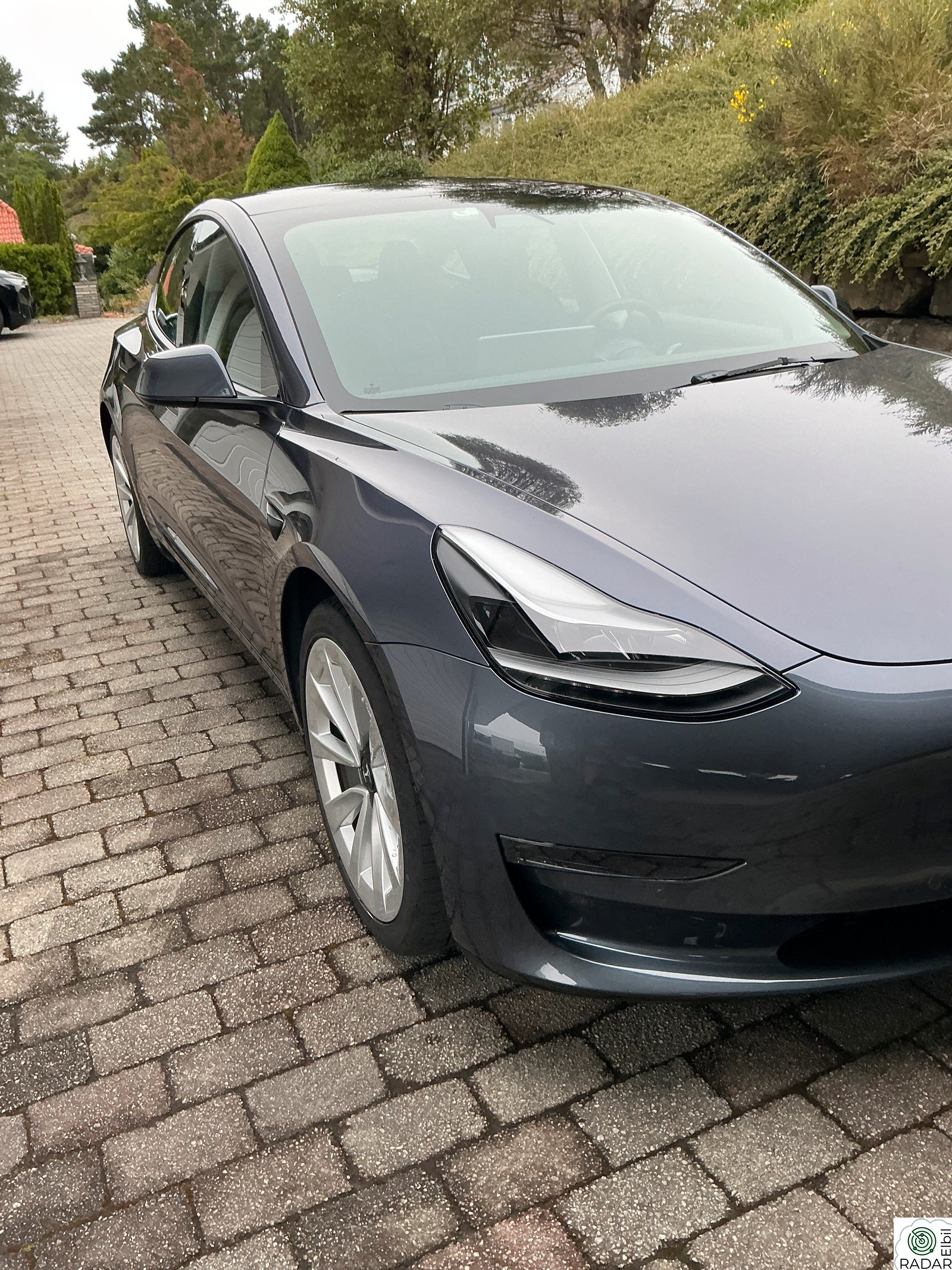 TESLA Model 3 Long Range AWD, LAV km, h.feste, 19`\